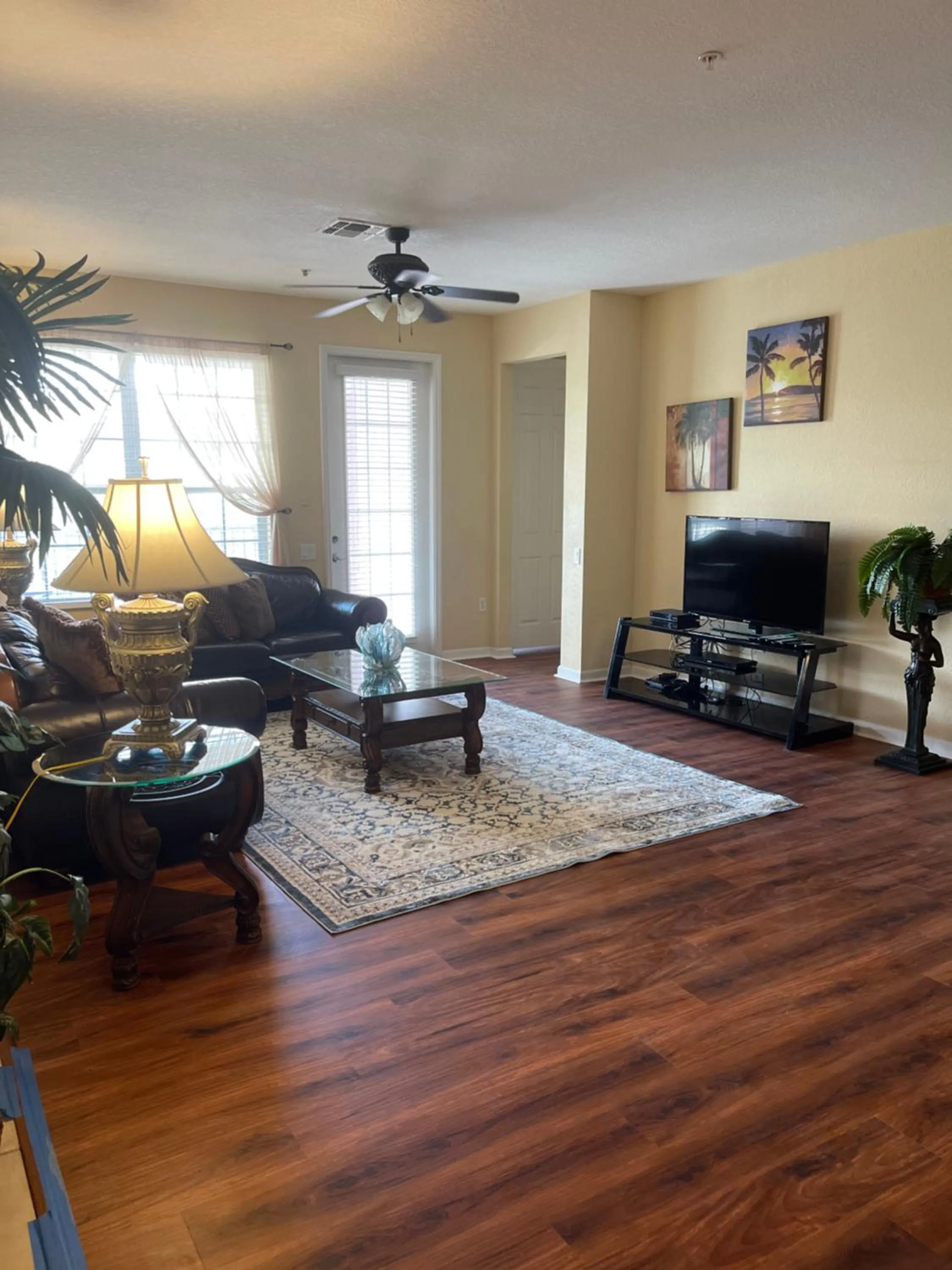 Living room in Executive 3 Bedroom Villa at Universal,Convention Center, Vista Cay