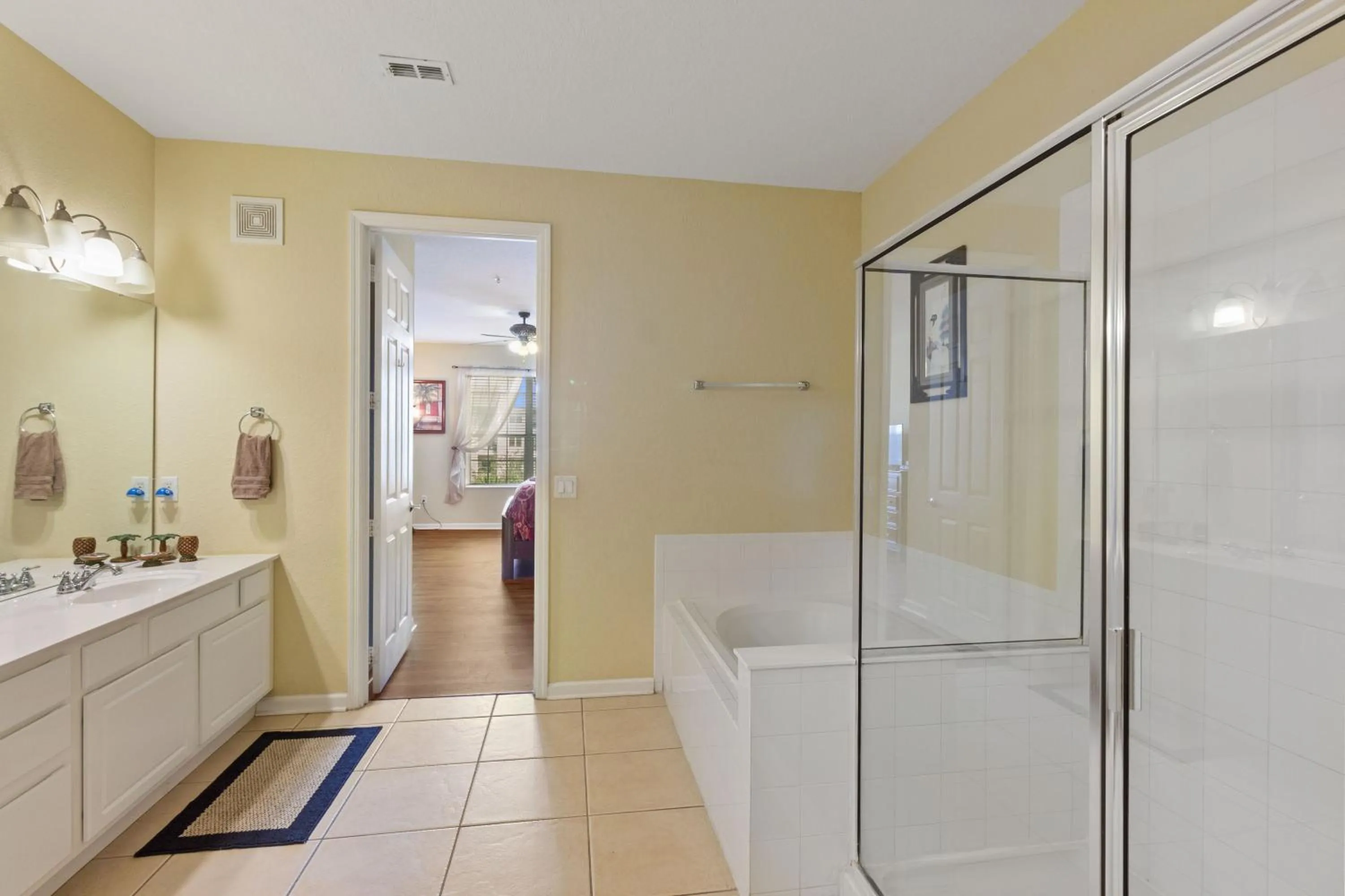 Shower in Executive 3 Bedroom Villa at Universal,Convention Center, Vista Cay
