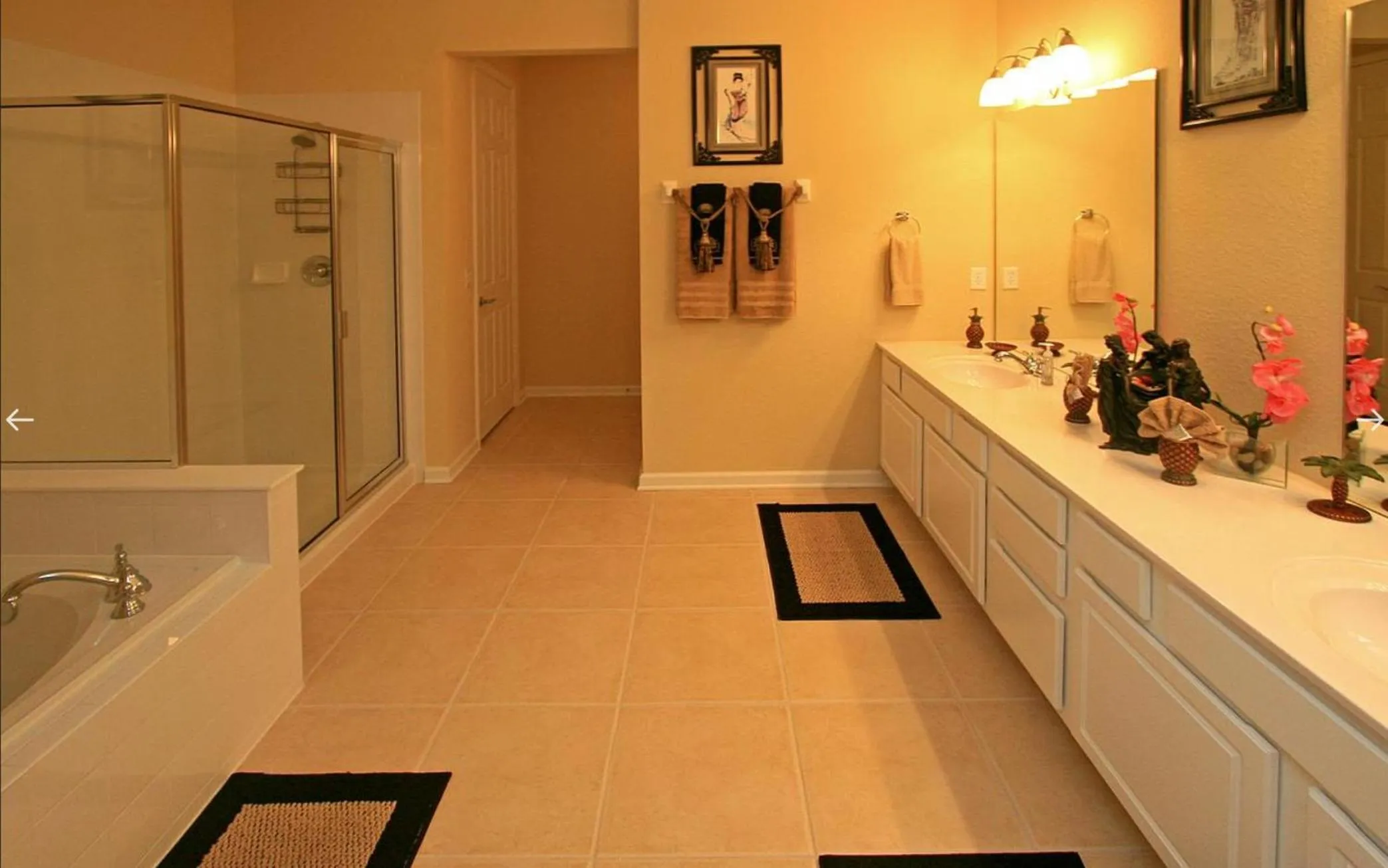 Bathroom in Executive 3 Bedroom Villa at Universal,Convention Center, Vista Cay