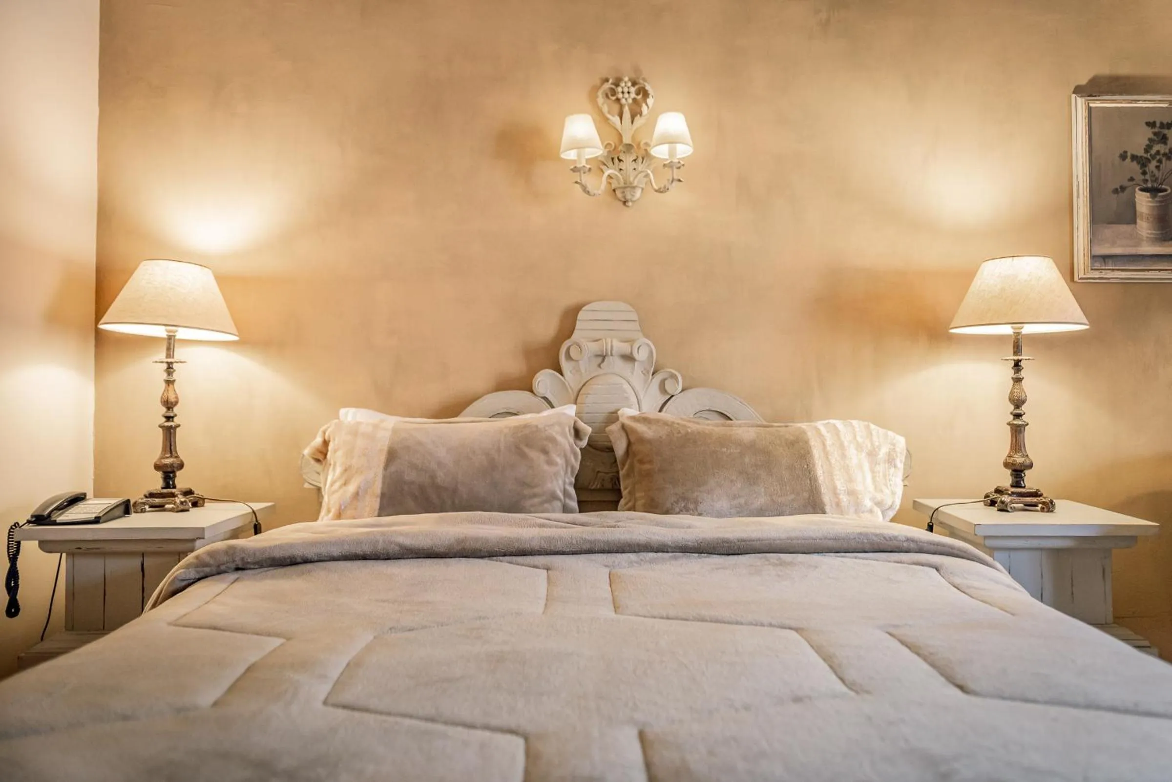 Bed in Chalet Sapin Hotel