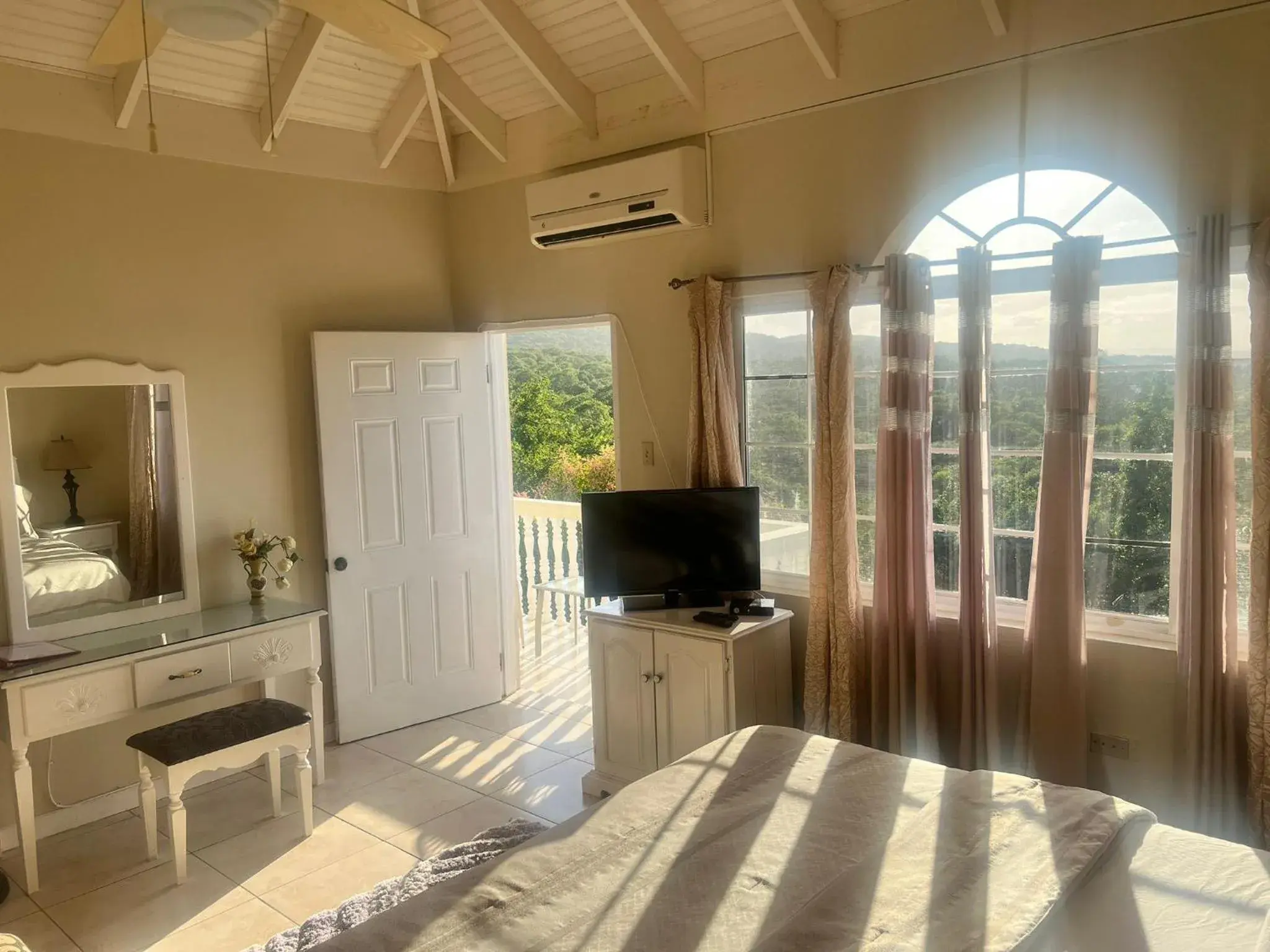 Superior Double or Twin Room with Sea View in Retreat Guest House Superior Double or Twin Room with Sea View in Retreat Guest House