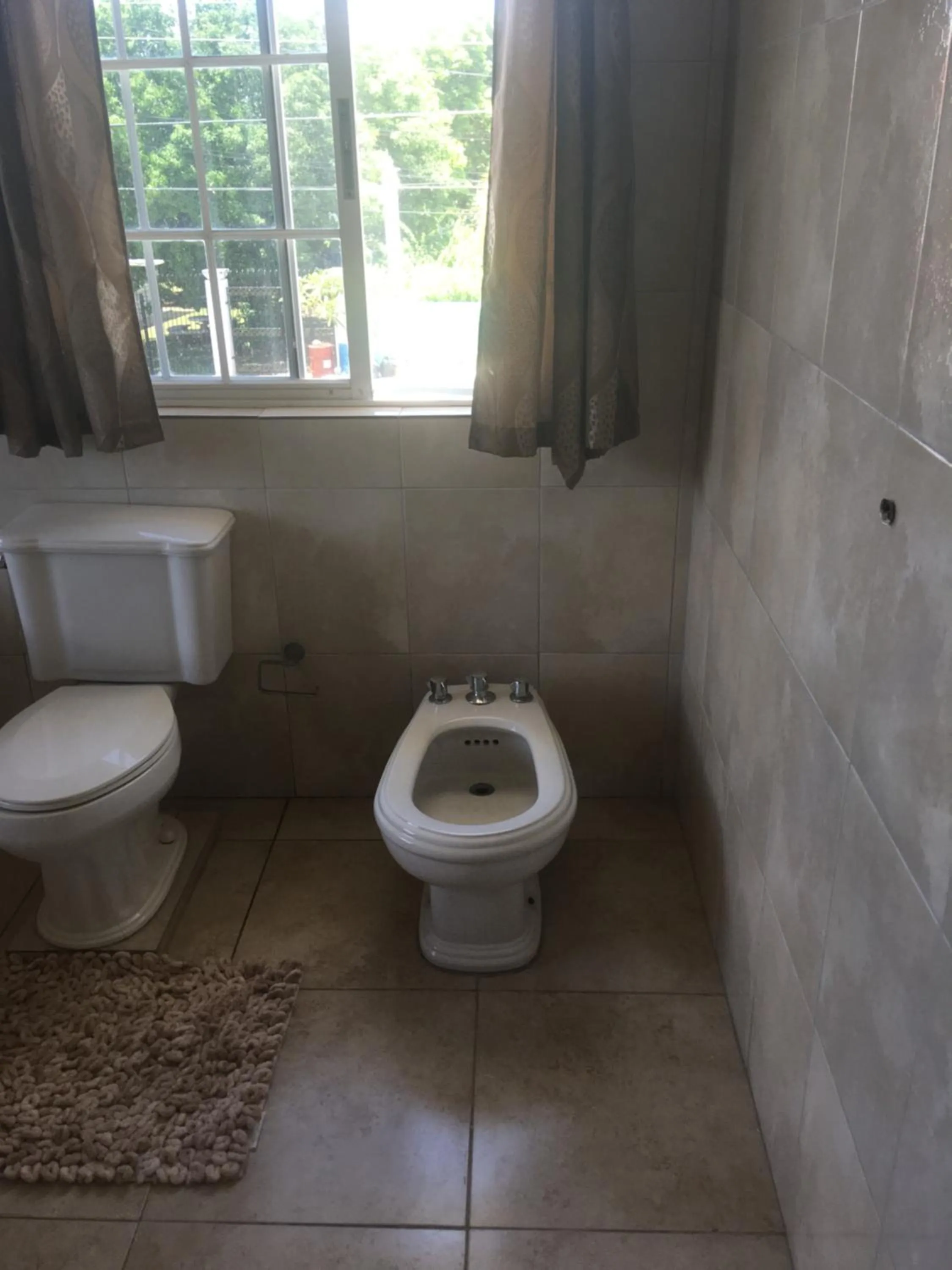 Toilet in Retreat Guest House