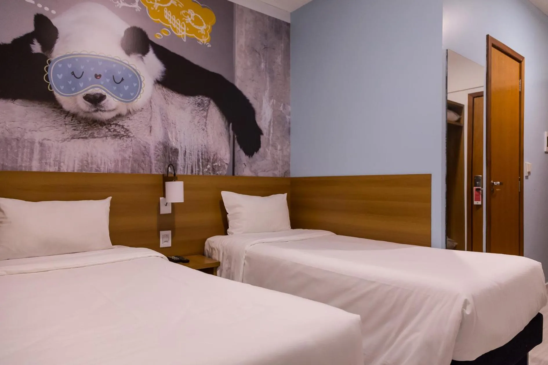 Bedroom, Bed in ibis Styles Ribeirao Preto Maurilio Biagi