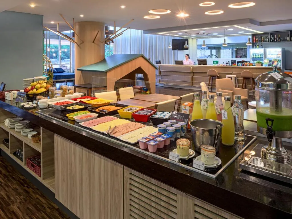 Golden Tower Maurilio Biagi by Fênix Hotéis