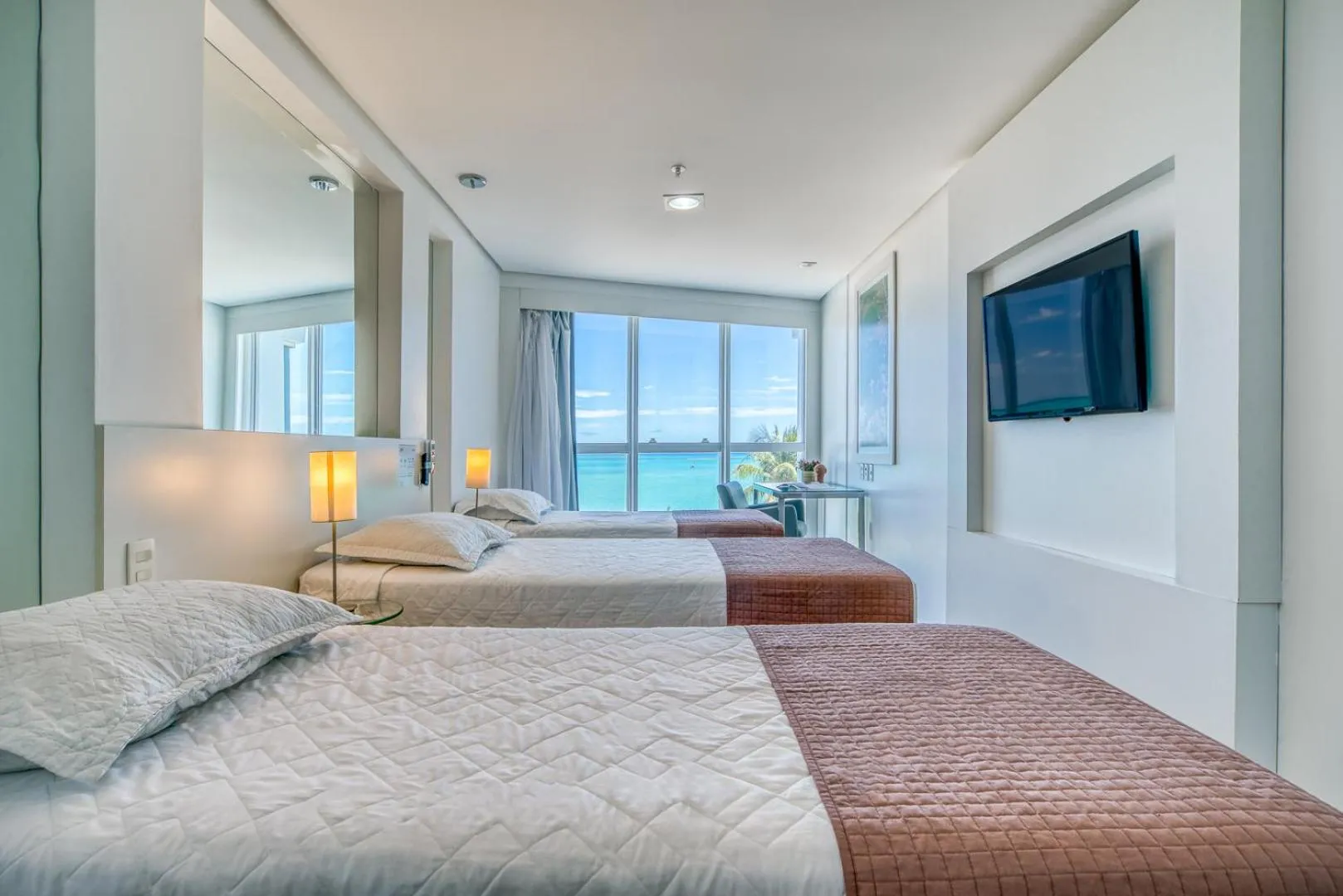 Bed in Hotel Brisa Praia Pajuçara