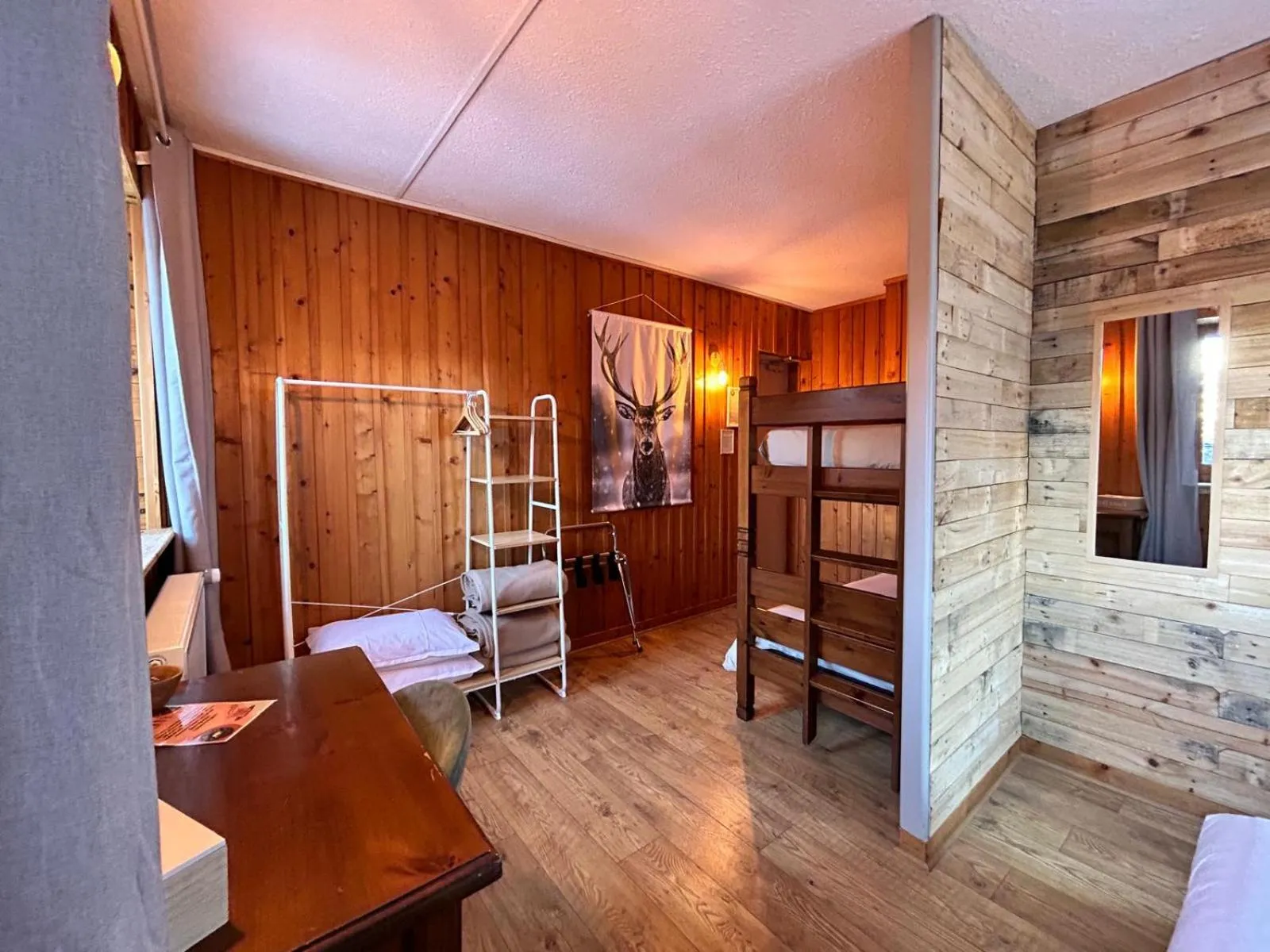 Photo of the whole room, Bed in Le Ristolas