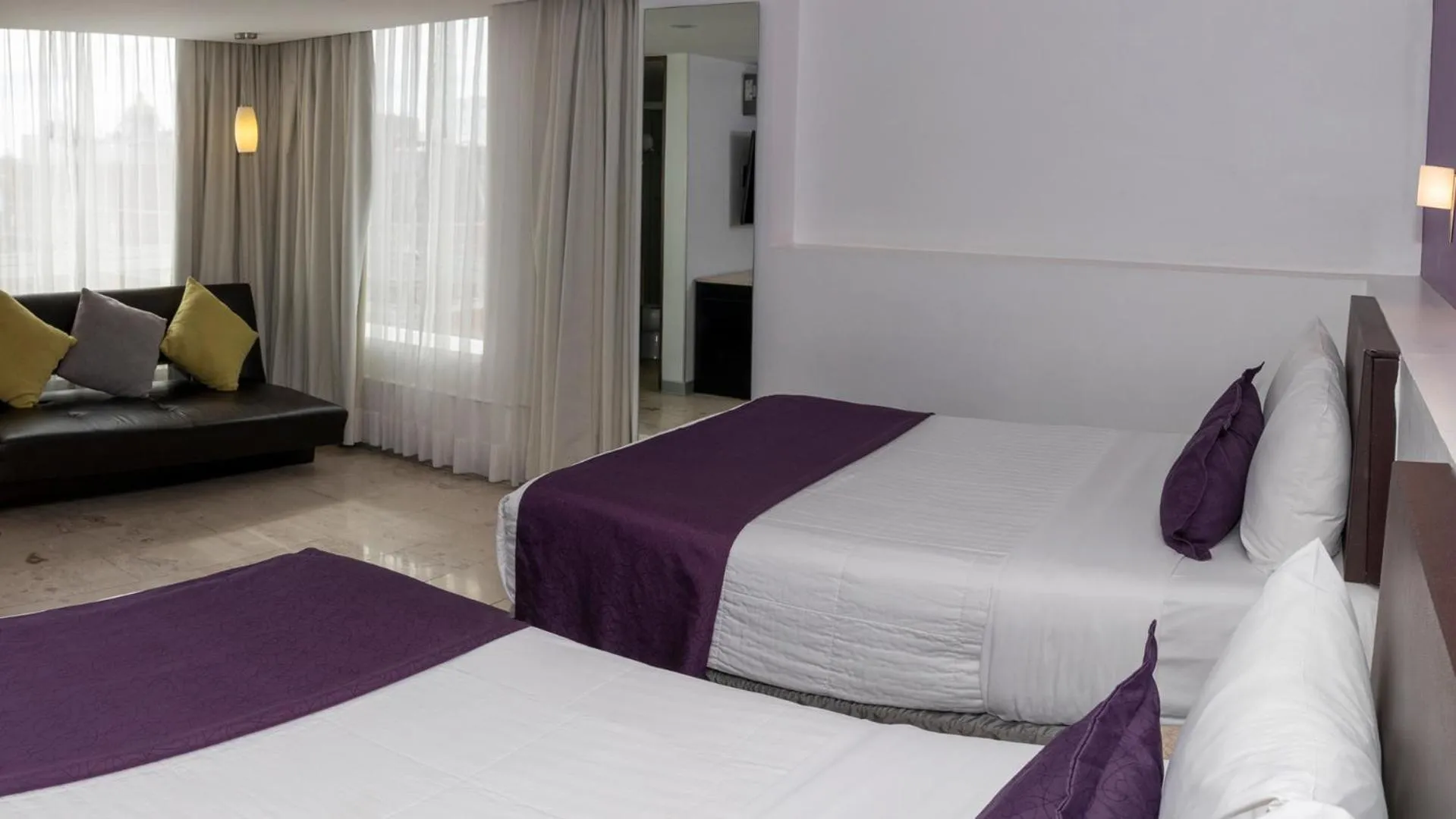 Bed in Gamma Puebla Señorial Centro