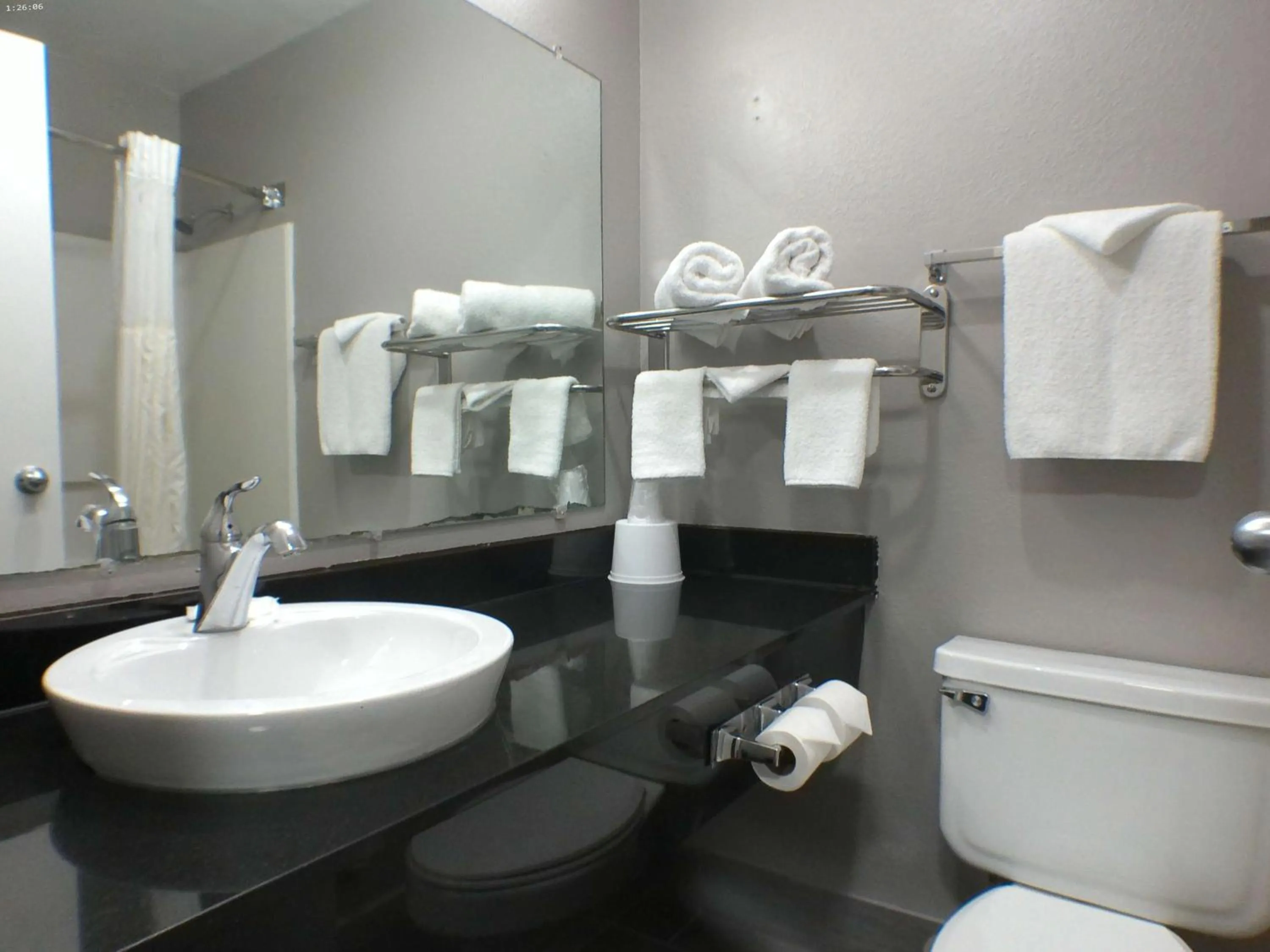 Bathroom in Motel 6-Winslow, AZ