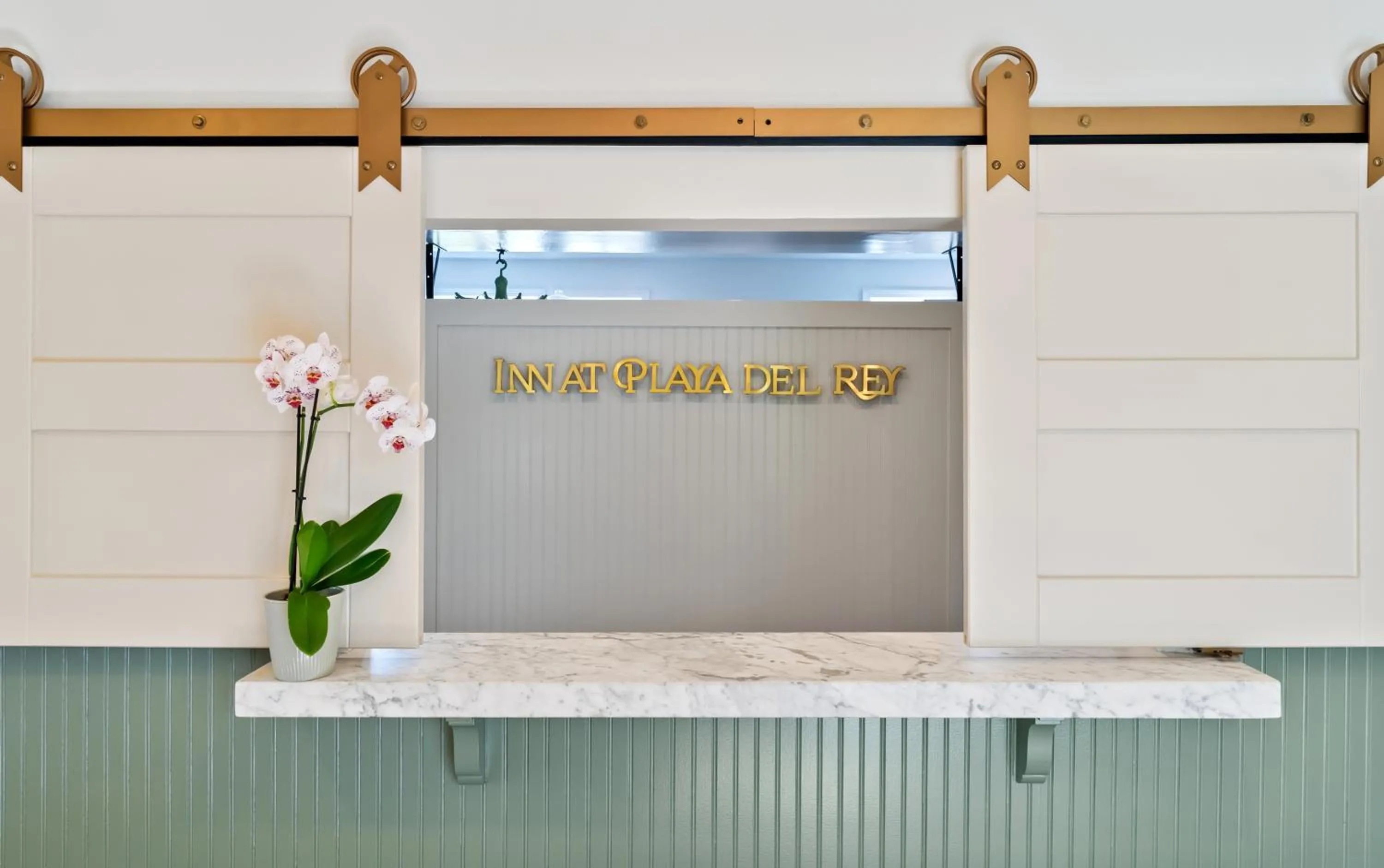 Lobby or reception in Inn at Playa del Rey