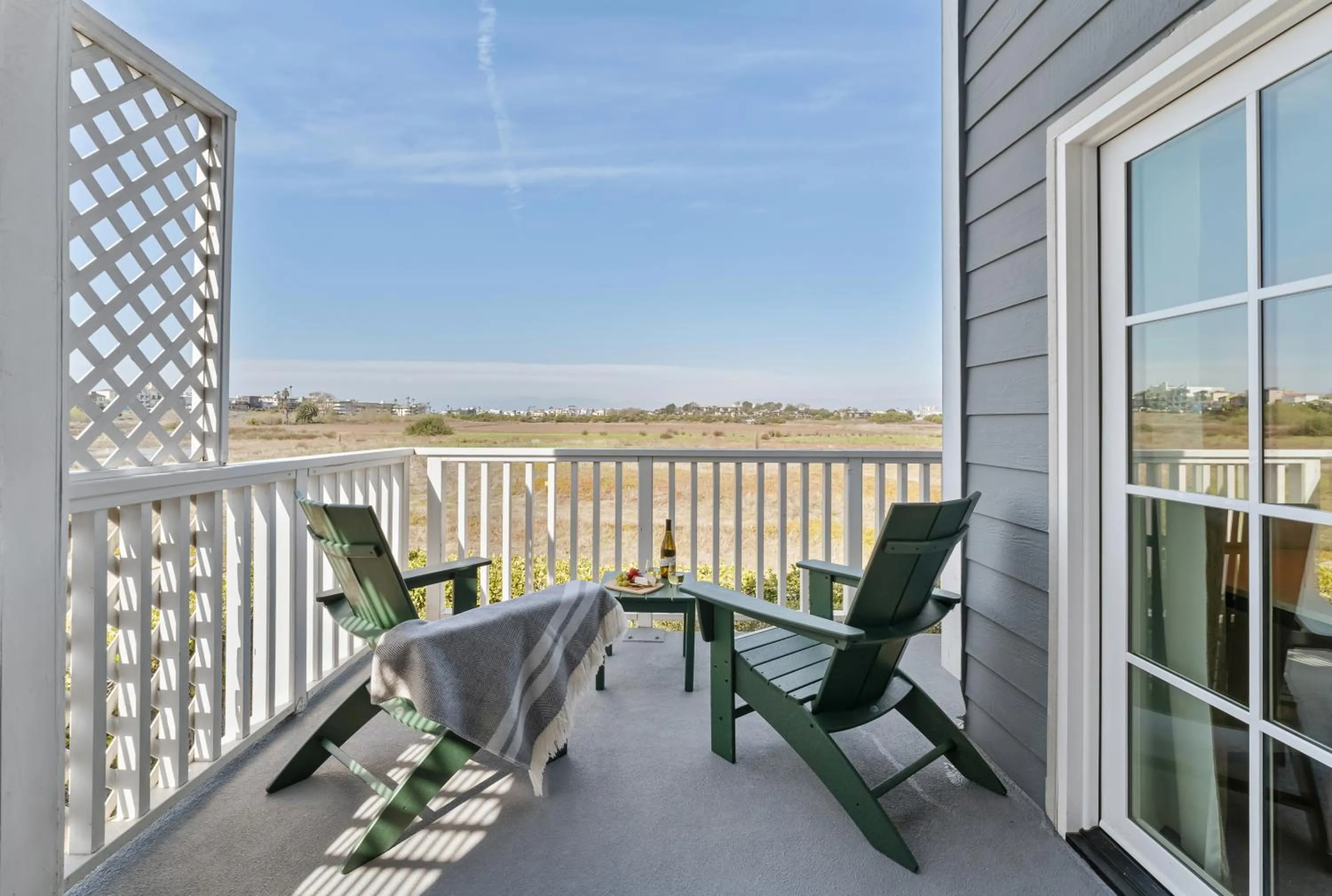 Patio in Inn at Playa del Rey