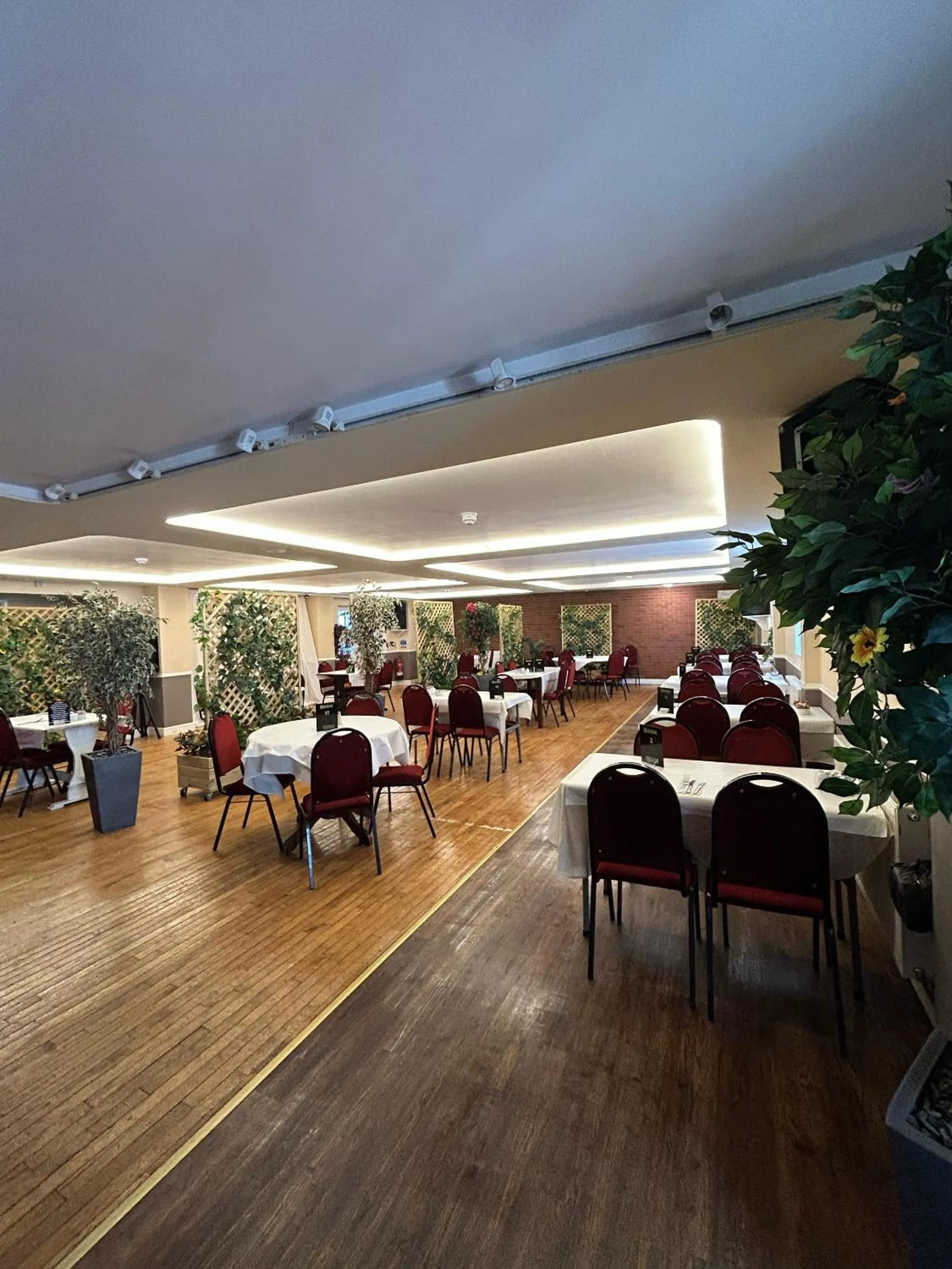 Activities in Halfway House Inn Country Lodge