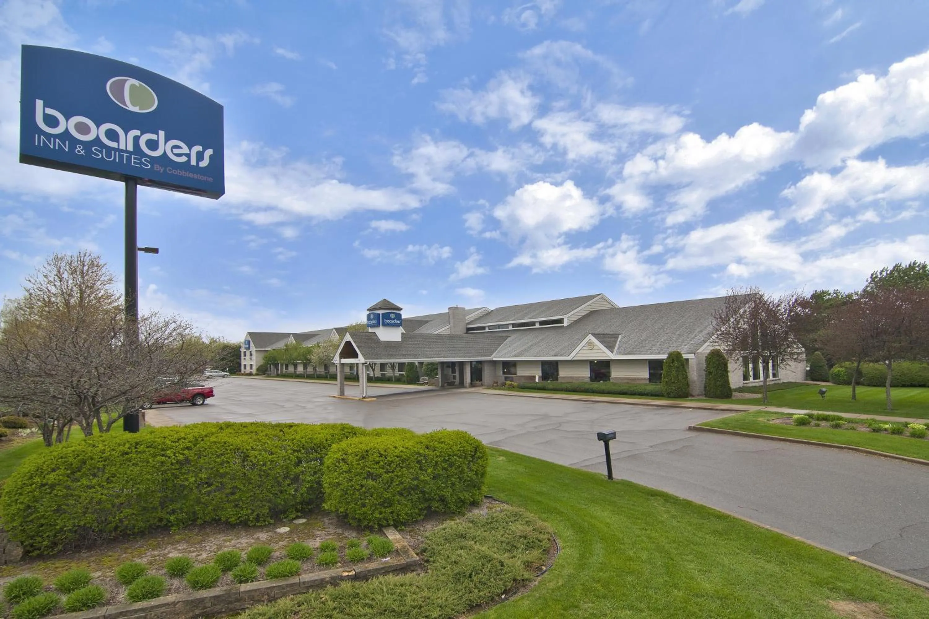 Property building in Boarders Inn & Suites by Cobblestone Hotels - Faribault
