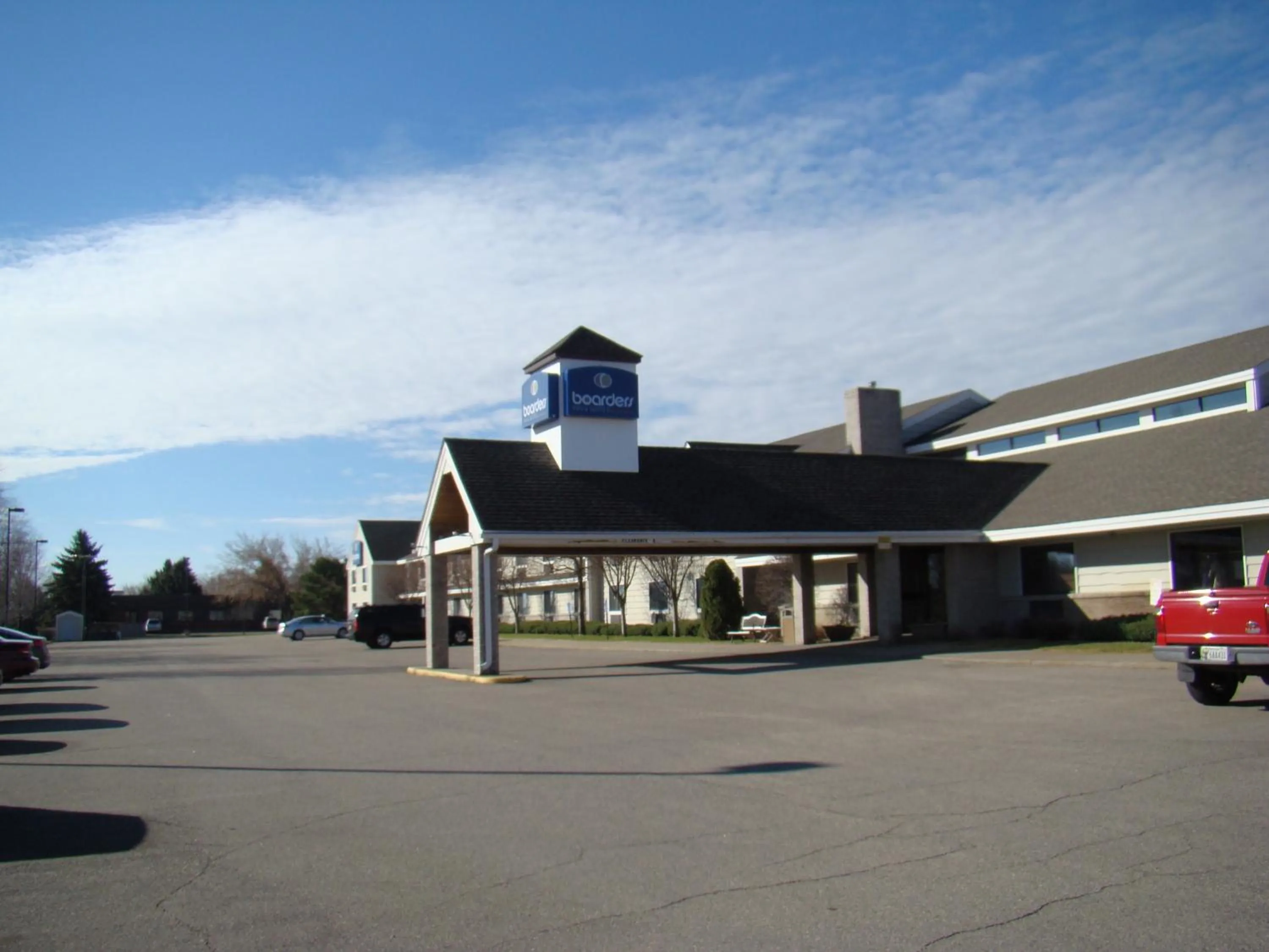 Property building in Boarders Inn & Suites by Cobblestone Hotels - Faribault