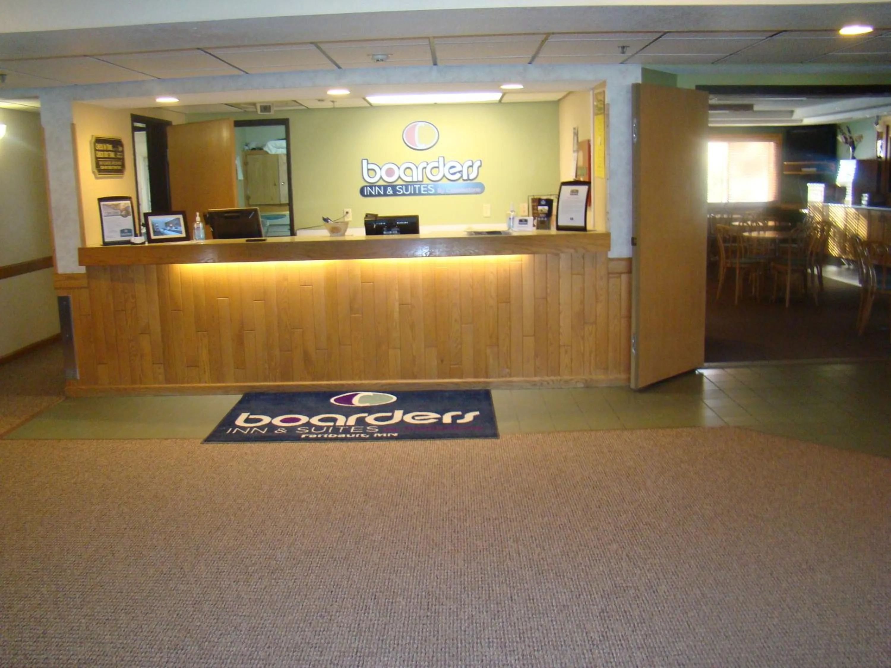 Lobby or reception in Boarders Inn & Suites by Cobblestone Hotels - Faribault