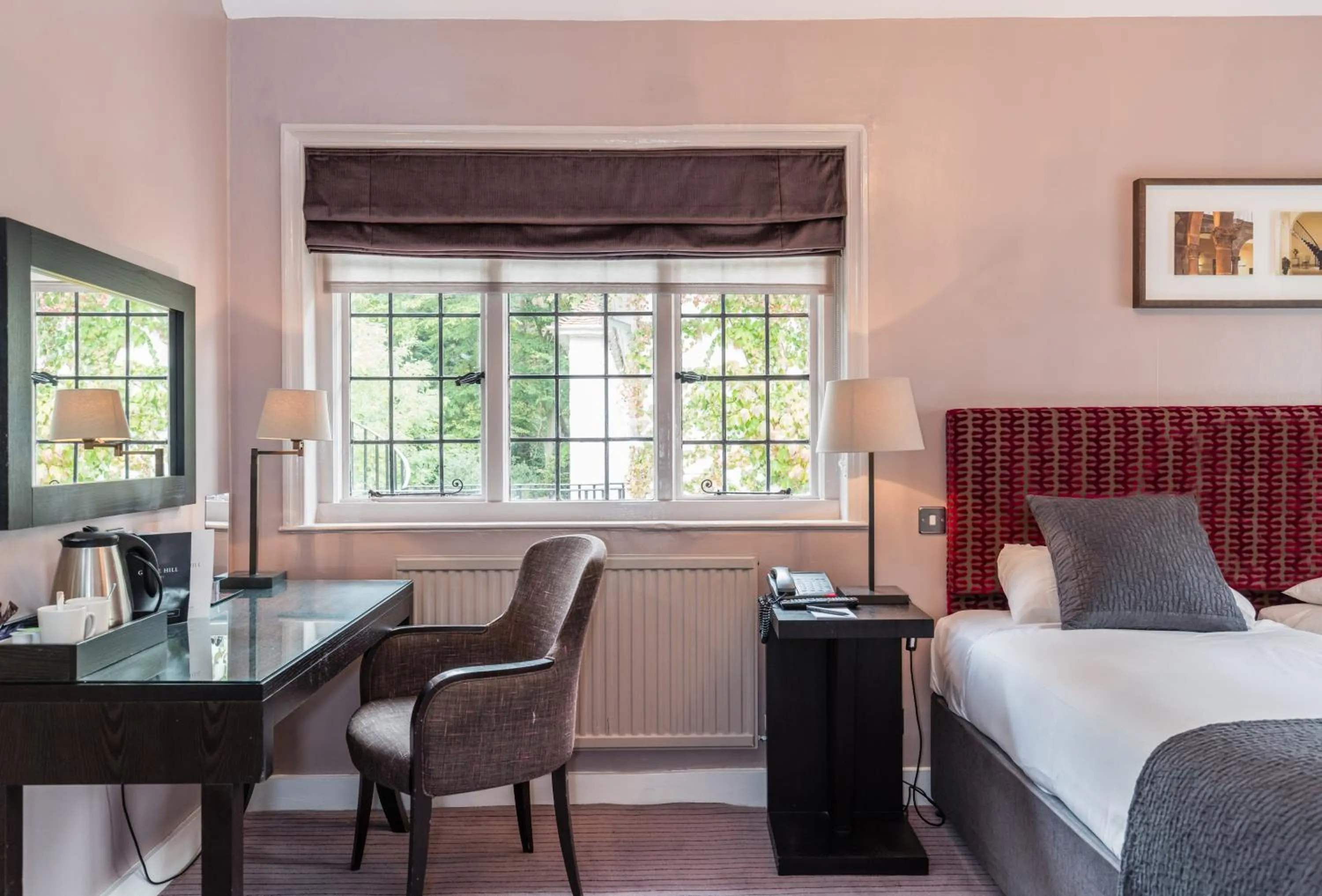 Bed in Gorse Hill Hotel