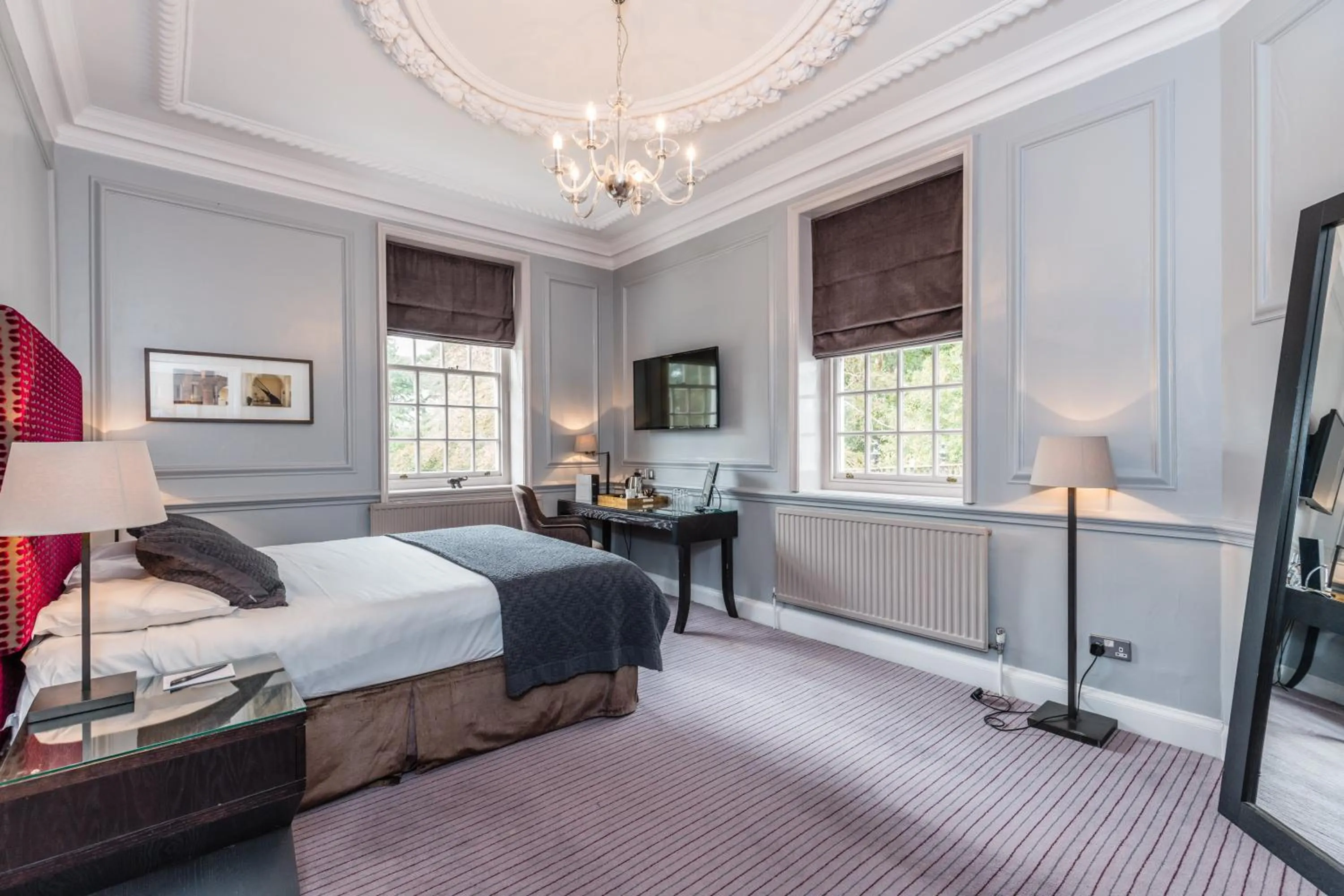 Bed in Gorse Hill Hotel