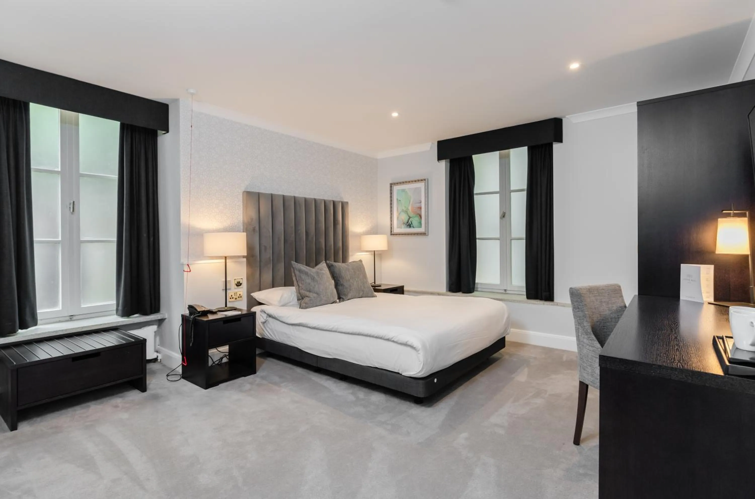 Bed in Gorse Hill Hotel