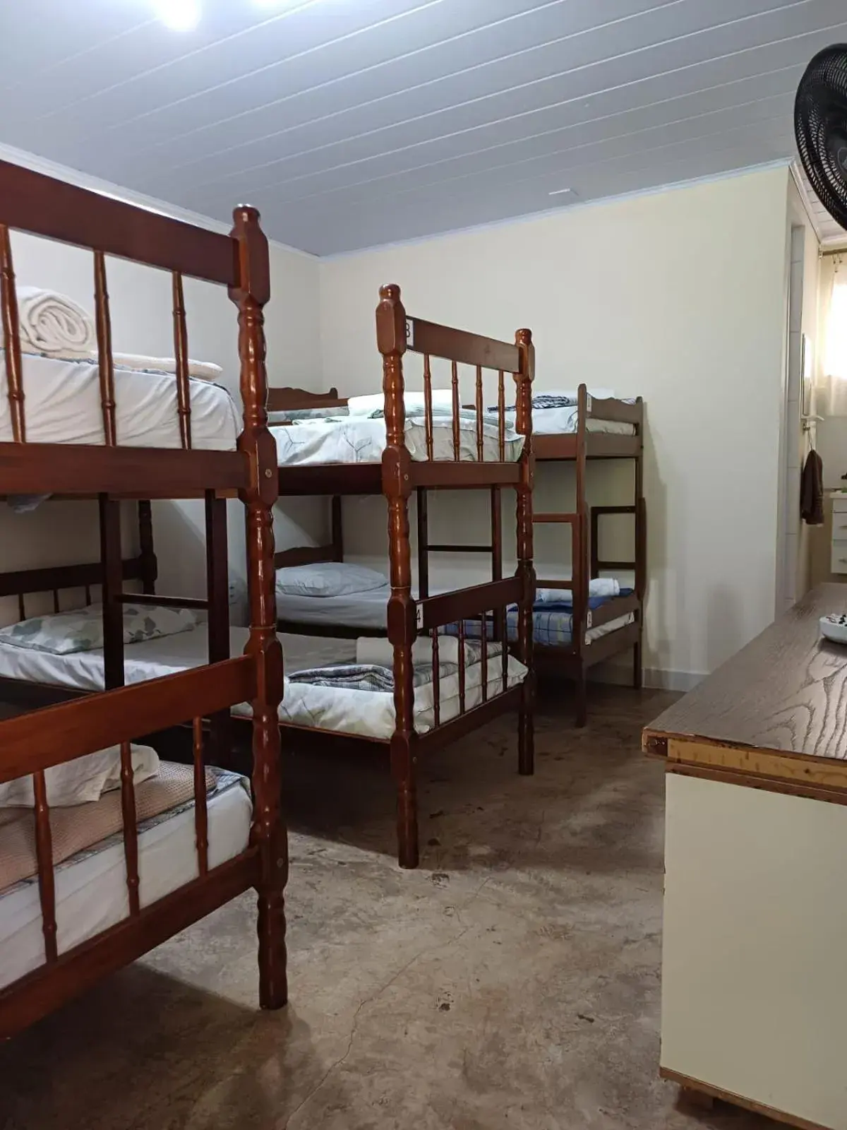 Bed in 6-Bed Male Dormitory Room in A Casa Morro do Moreno Bed in 6-Bed Male Dormitory Room in A Casa Morro do Moreno