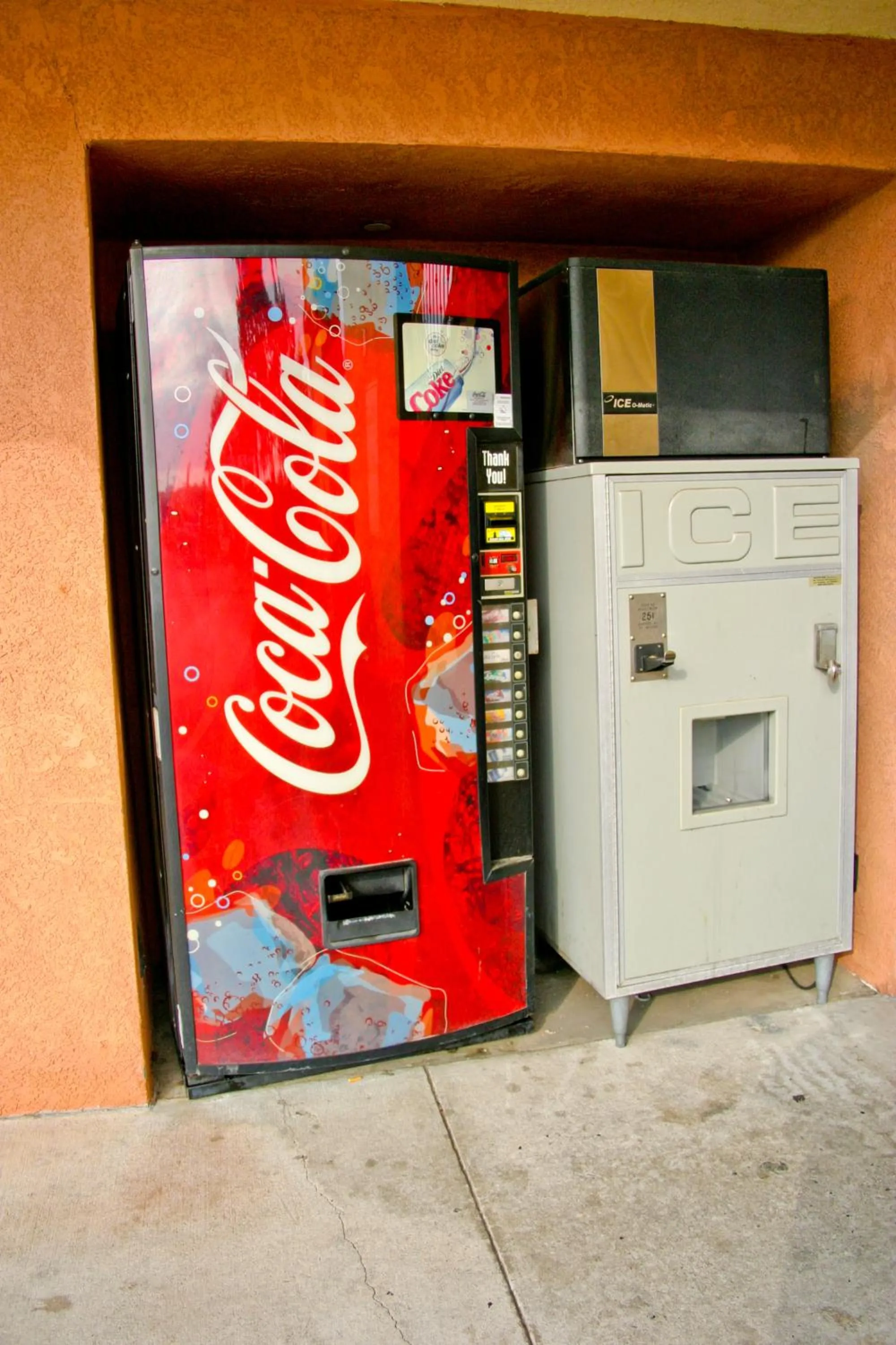 Drinks in Crystal Inn Suites & Spas