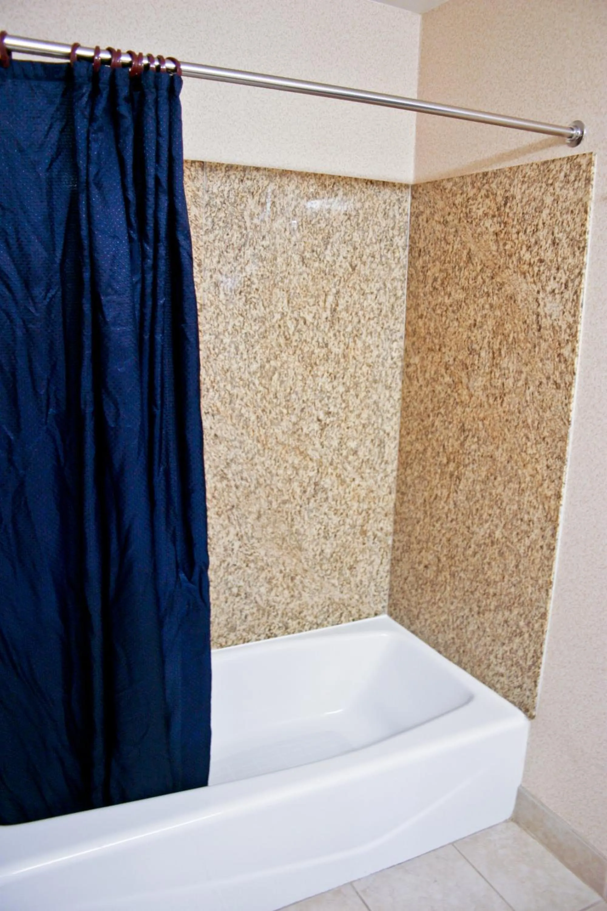 Bathroom, Bed in Crystal Inn Suites & Spas