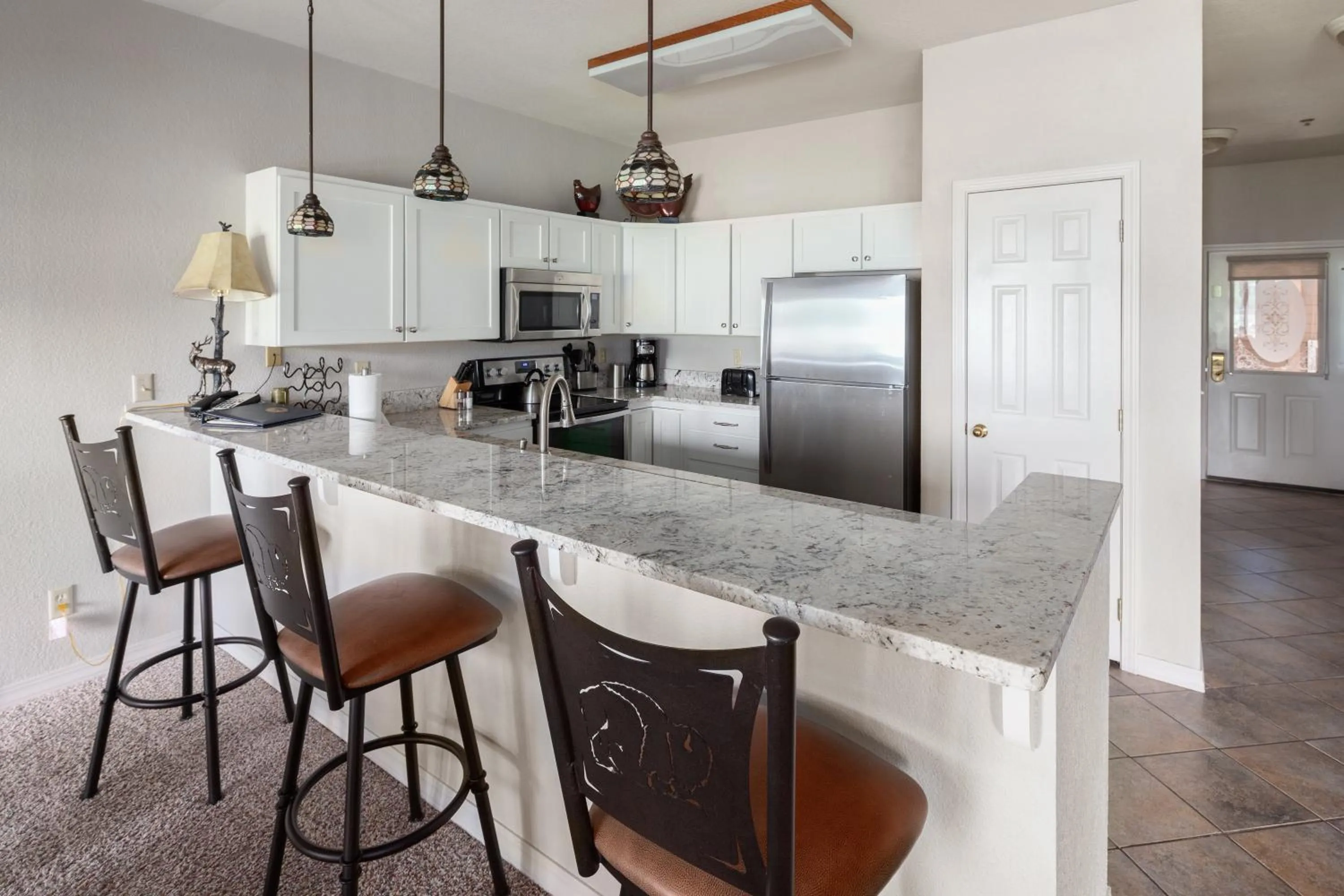 Kitchen or kitchenette in Lodge at Whitefish Lake