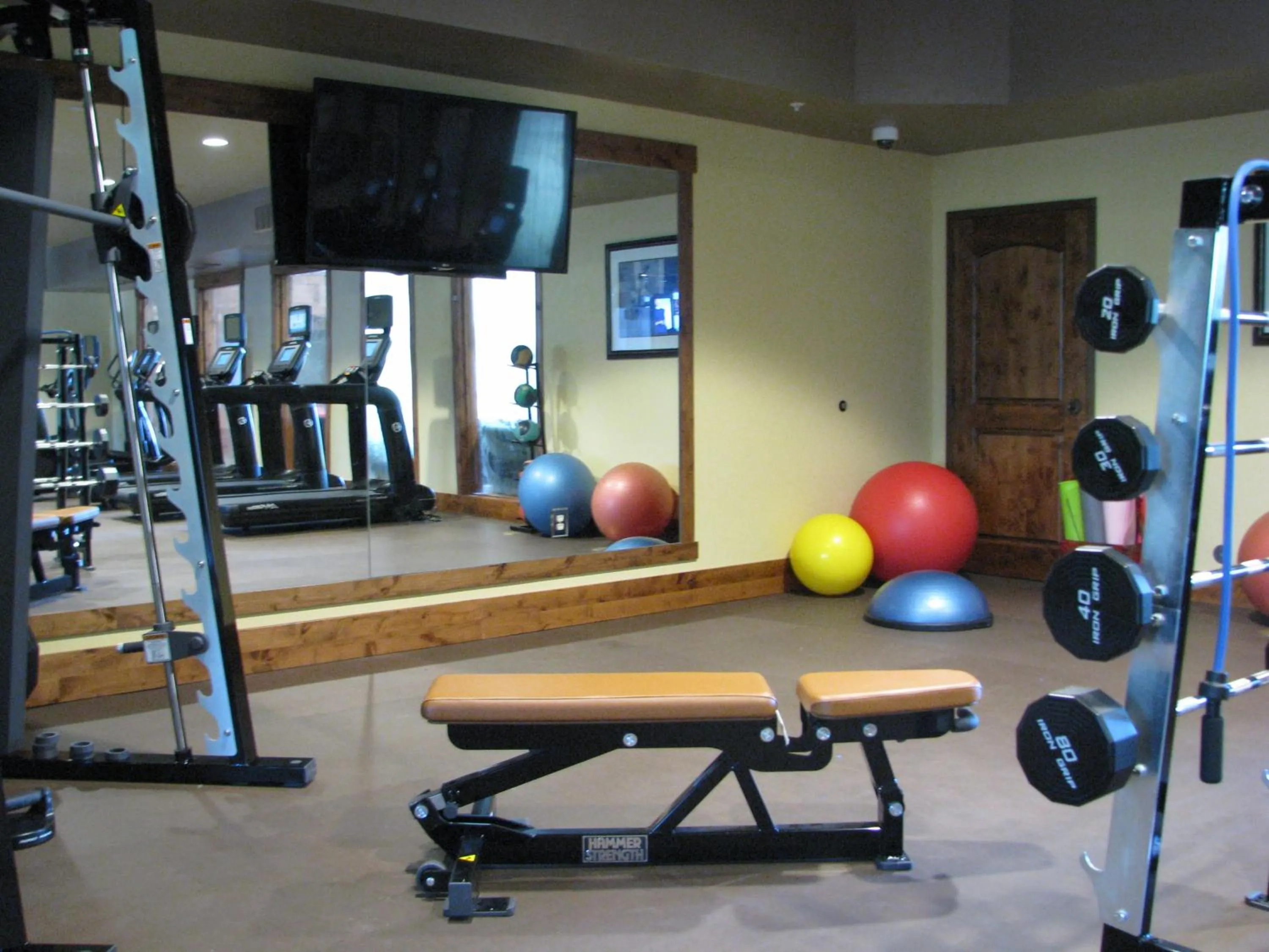 Fitness centre/facilities in Lodge at Whitefish Lake