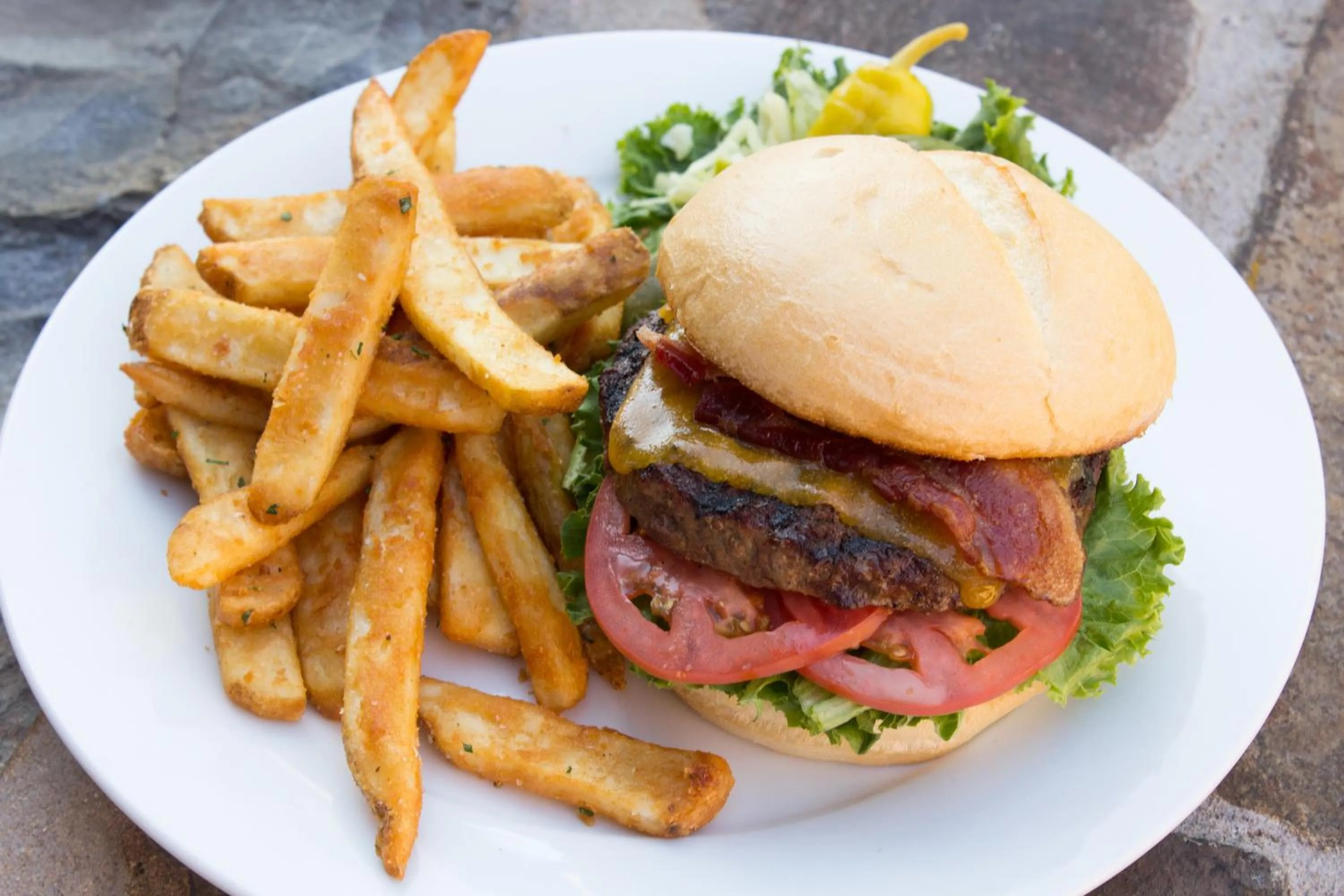 Restaurant/places to eat in Lodge at Whitefish Lake