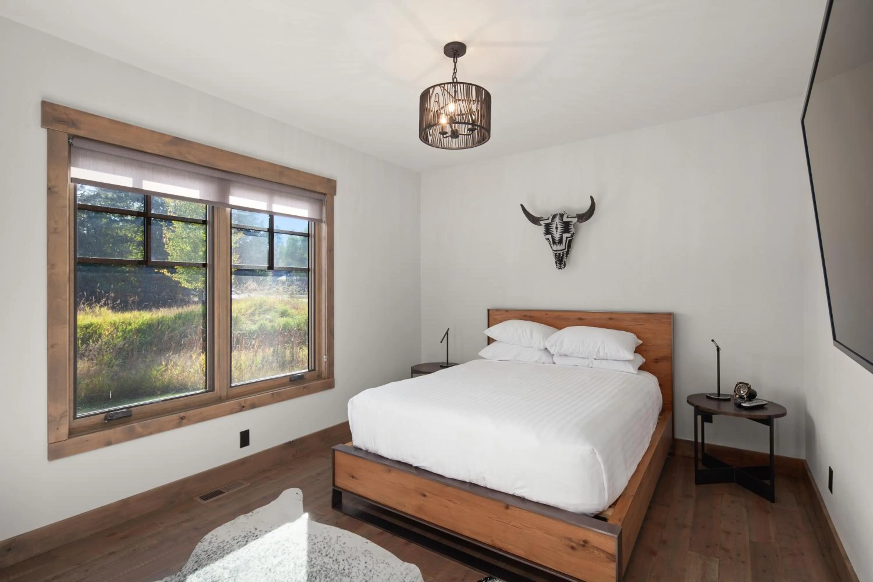 Bedroom, Bed in Lodge at Whitefish Lake