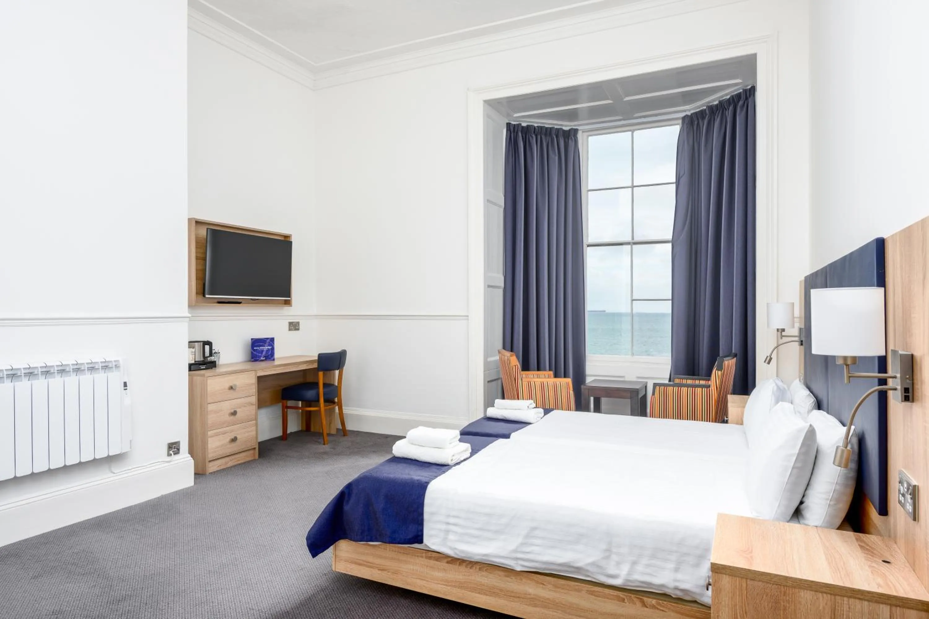 Bedroom, Bed in Hotel Prince Regent