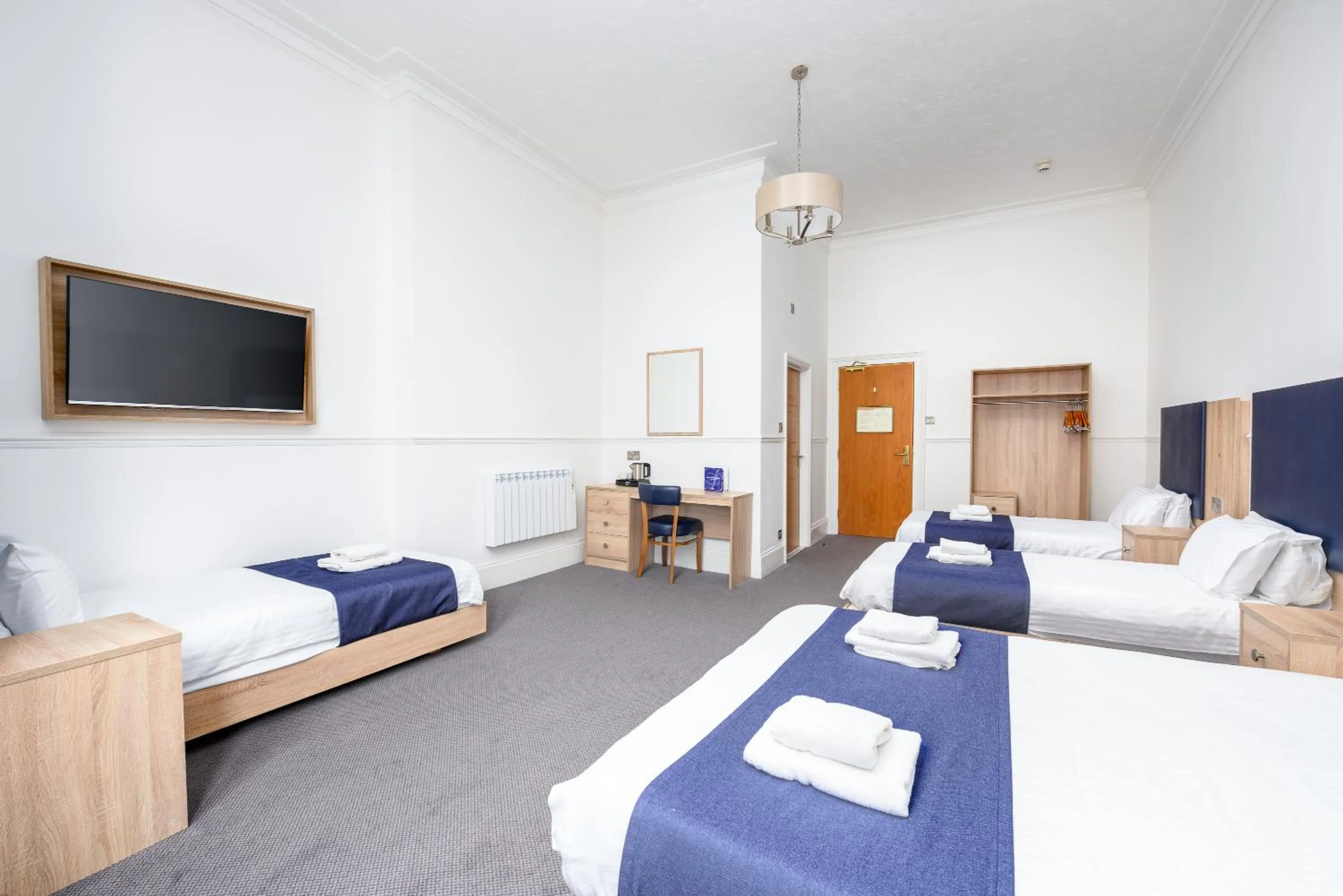Bedroom, Bed in Hotel Prince Regent