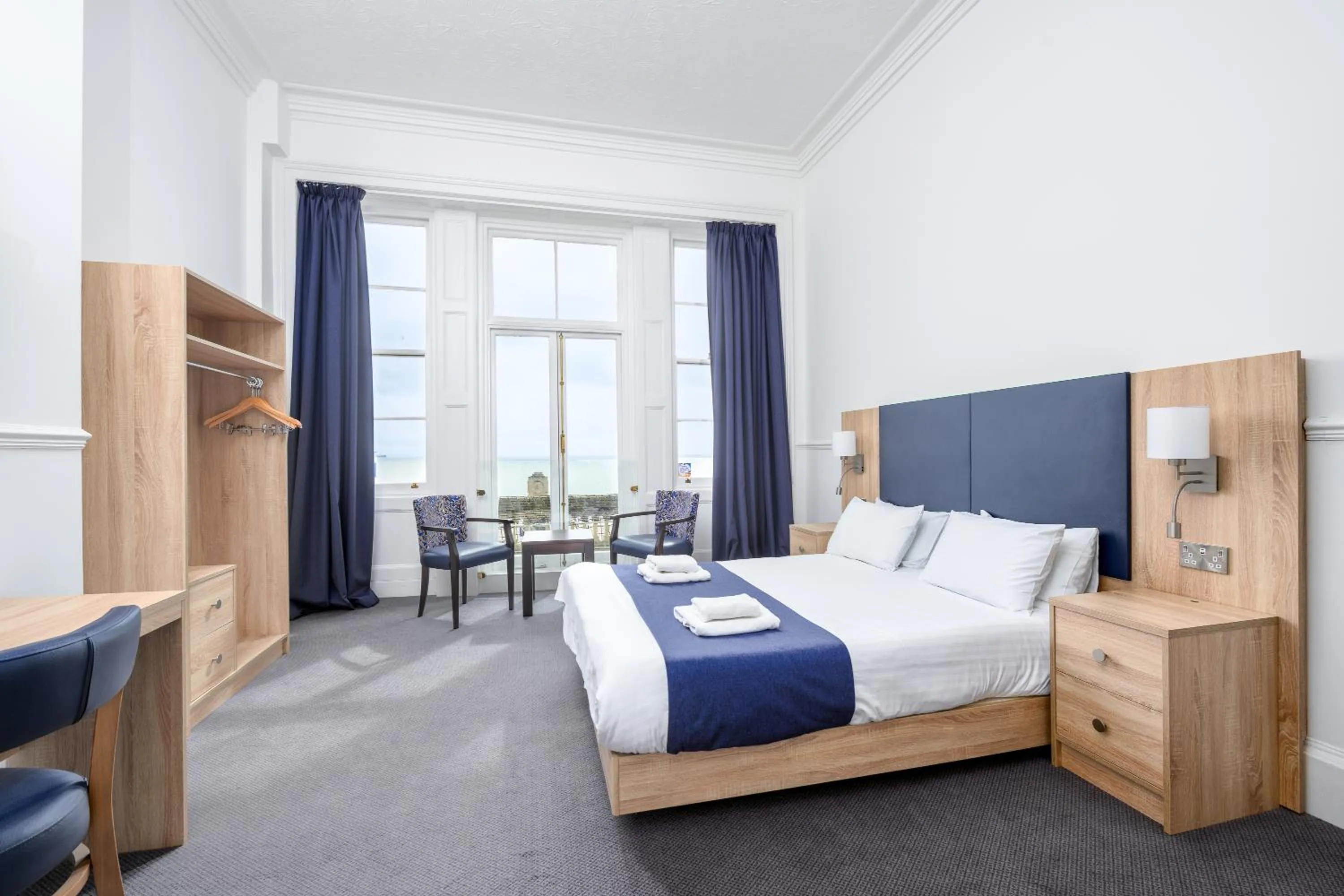 Bedroom, Bed in Hotel Prince Regent