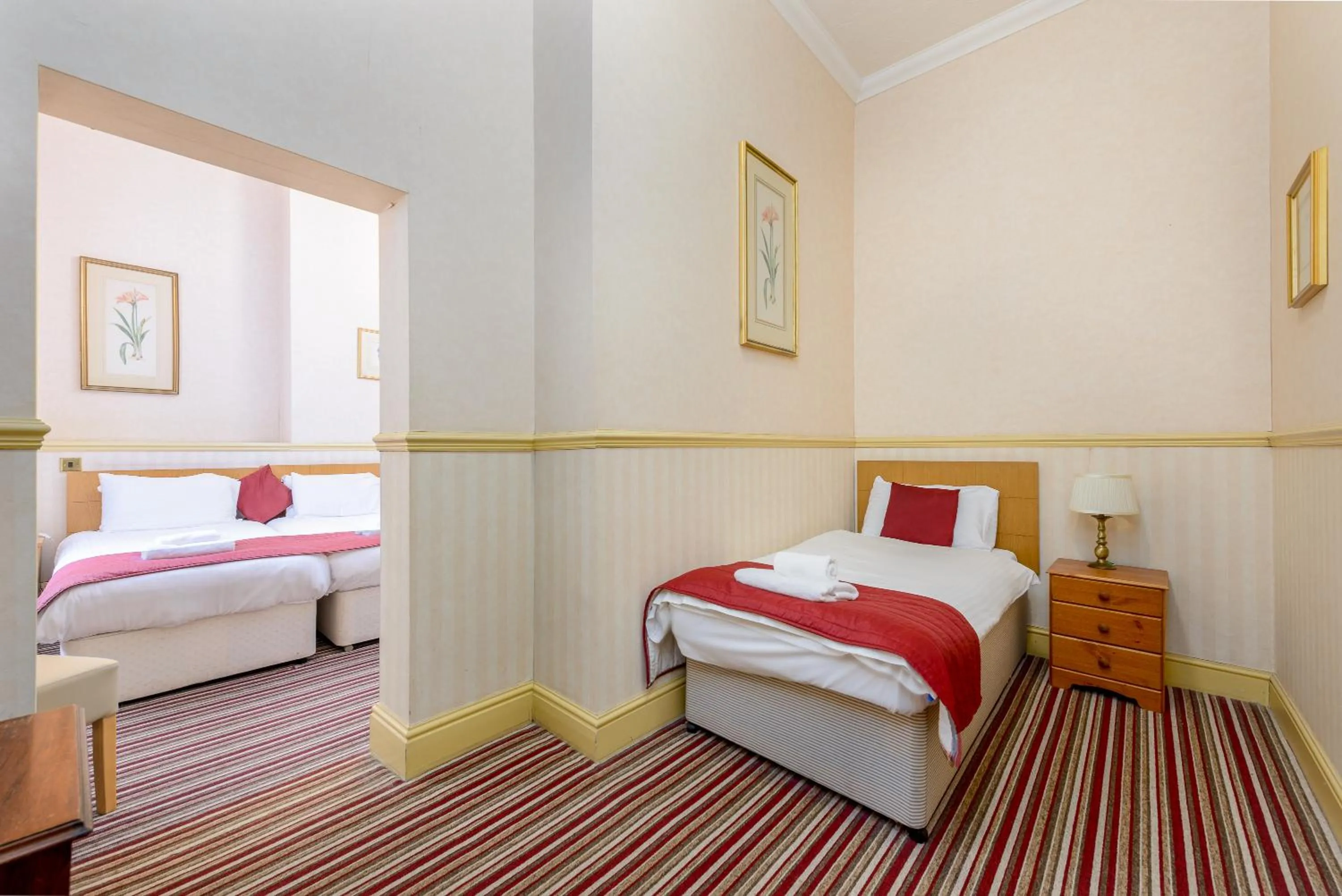 Bed in Hotel Prince Regent