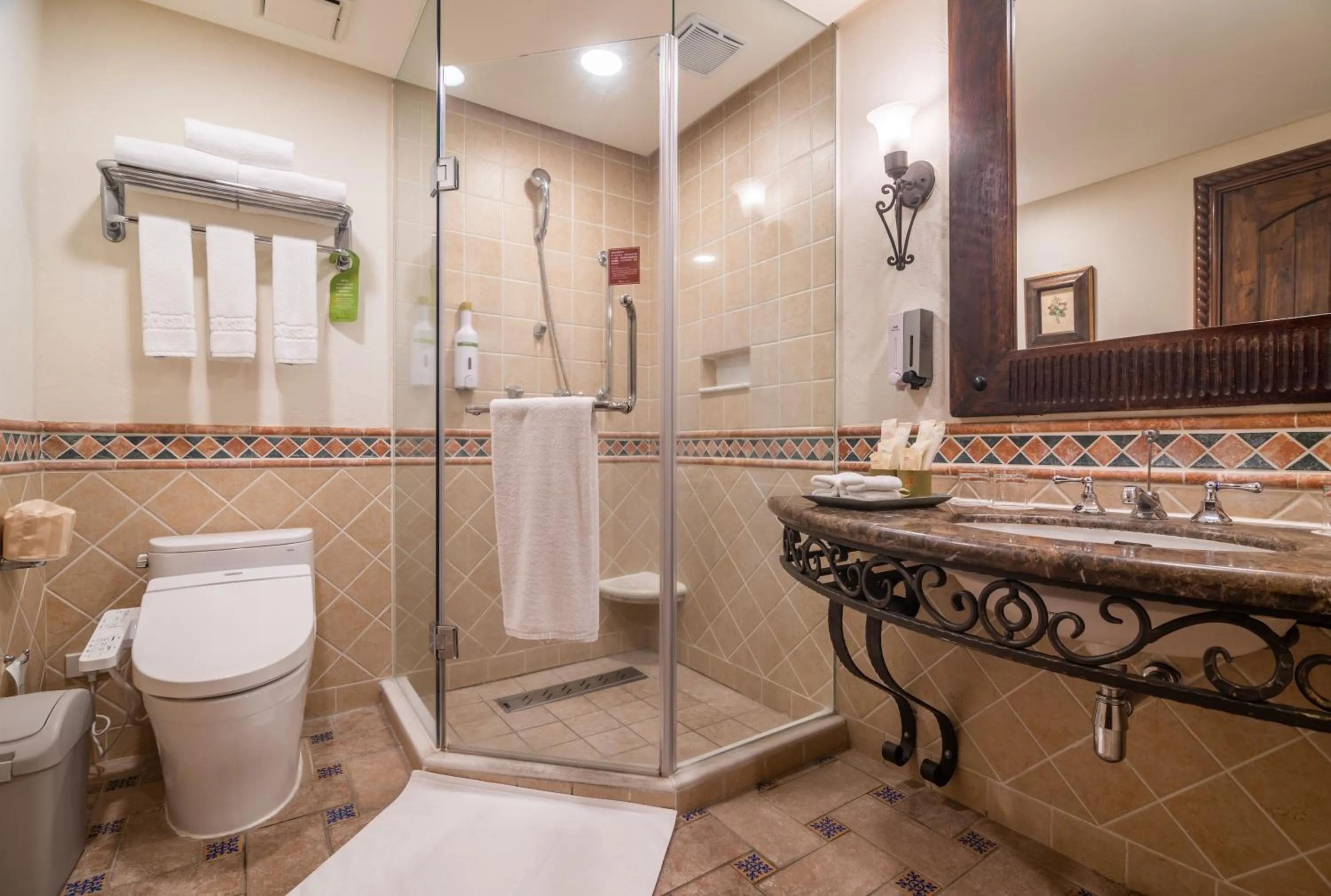 Promisedland Resort & Lagoon