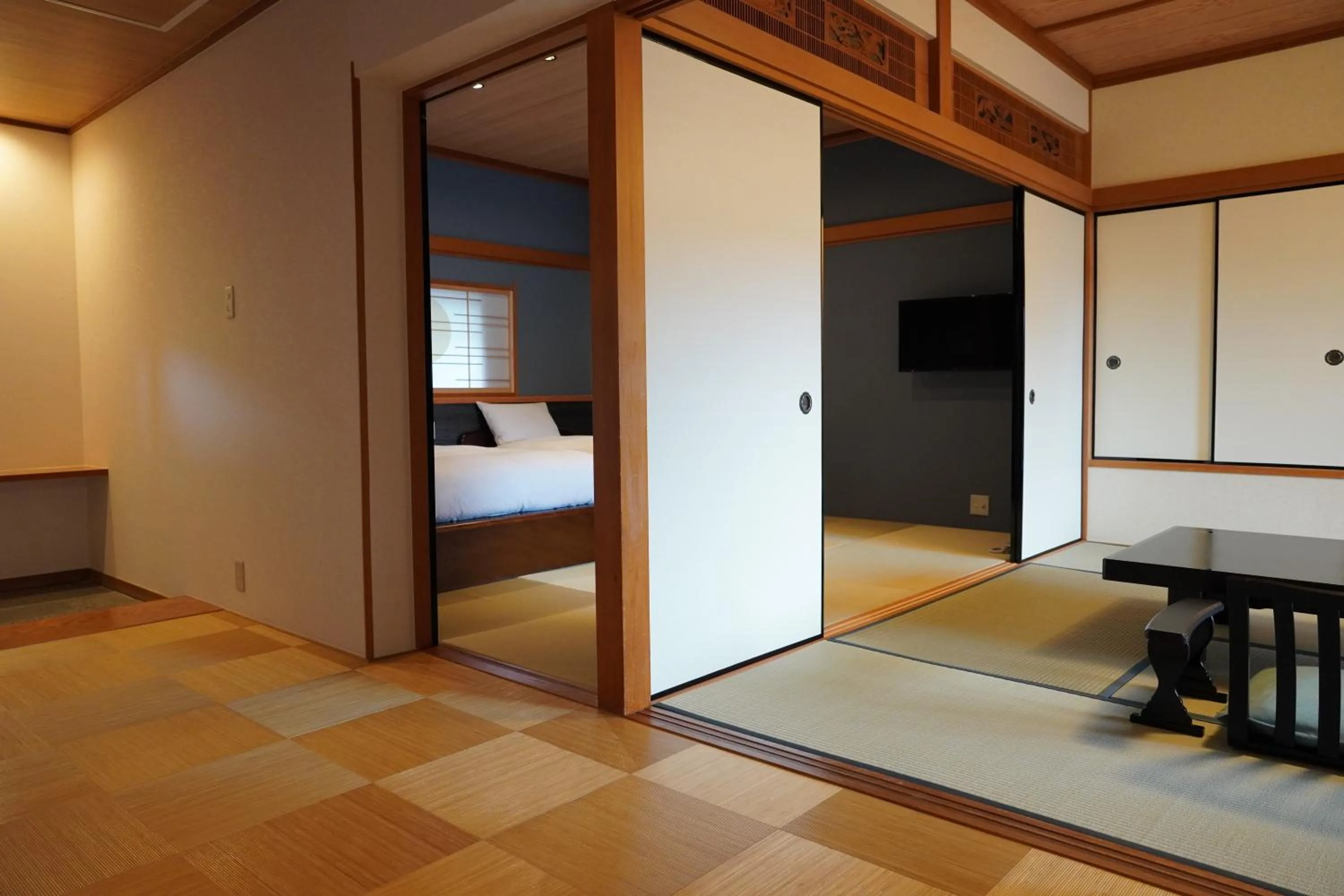 Bed in Yoshimatsu