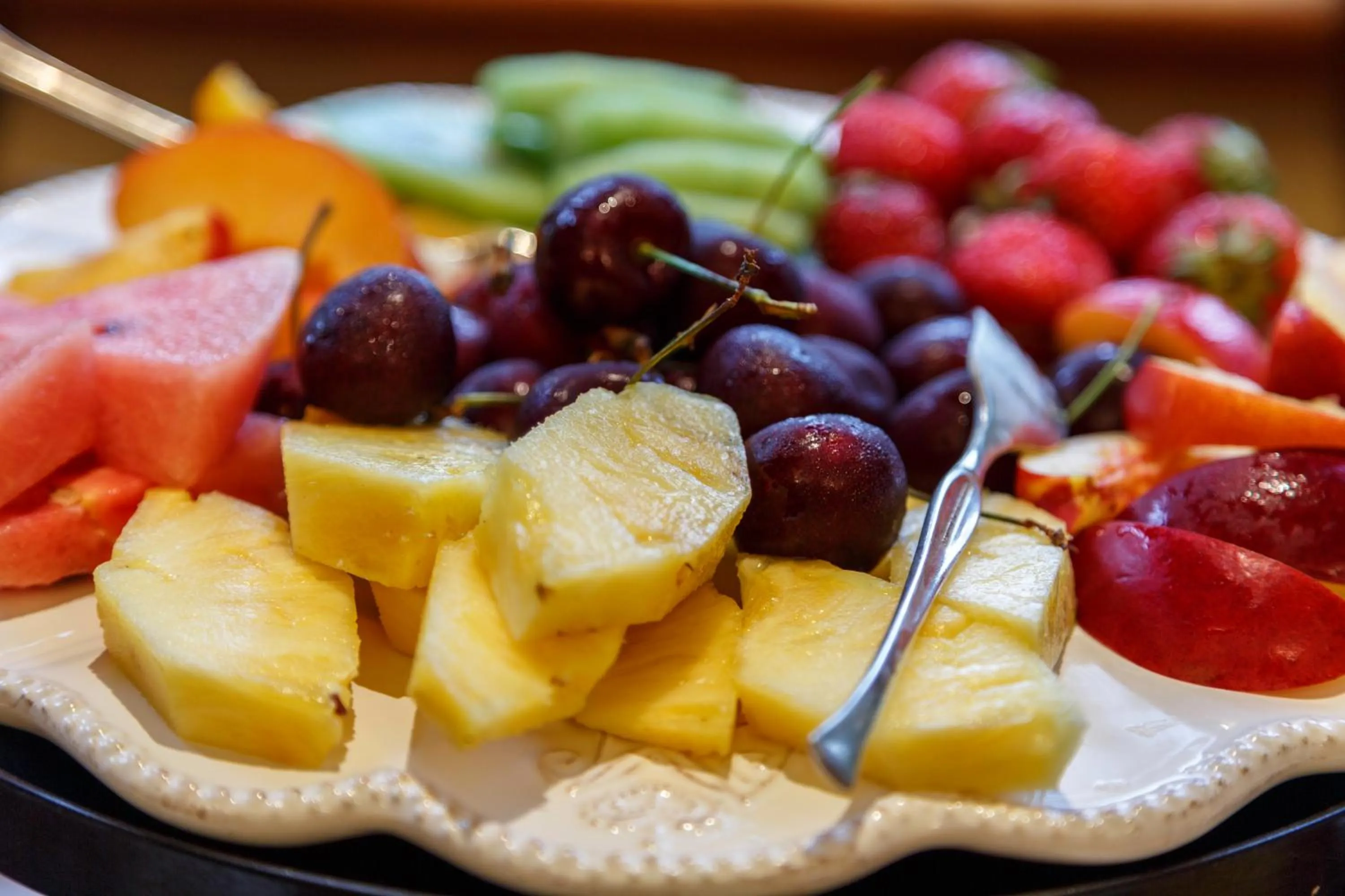 Breakfast in Lake Karapiro Lodge
