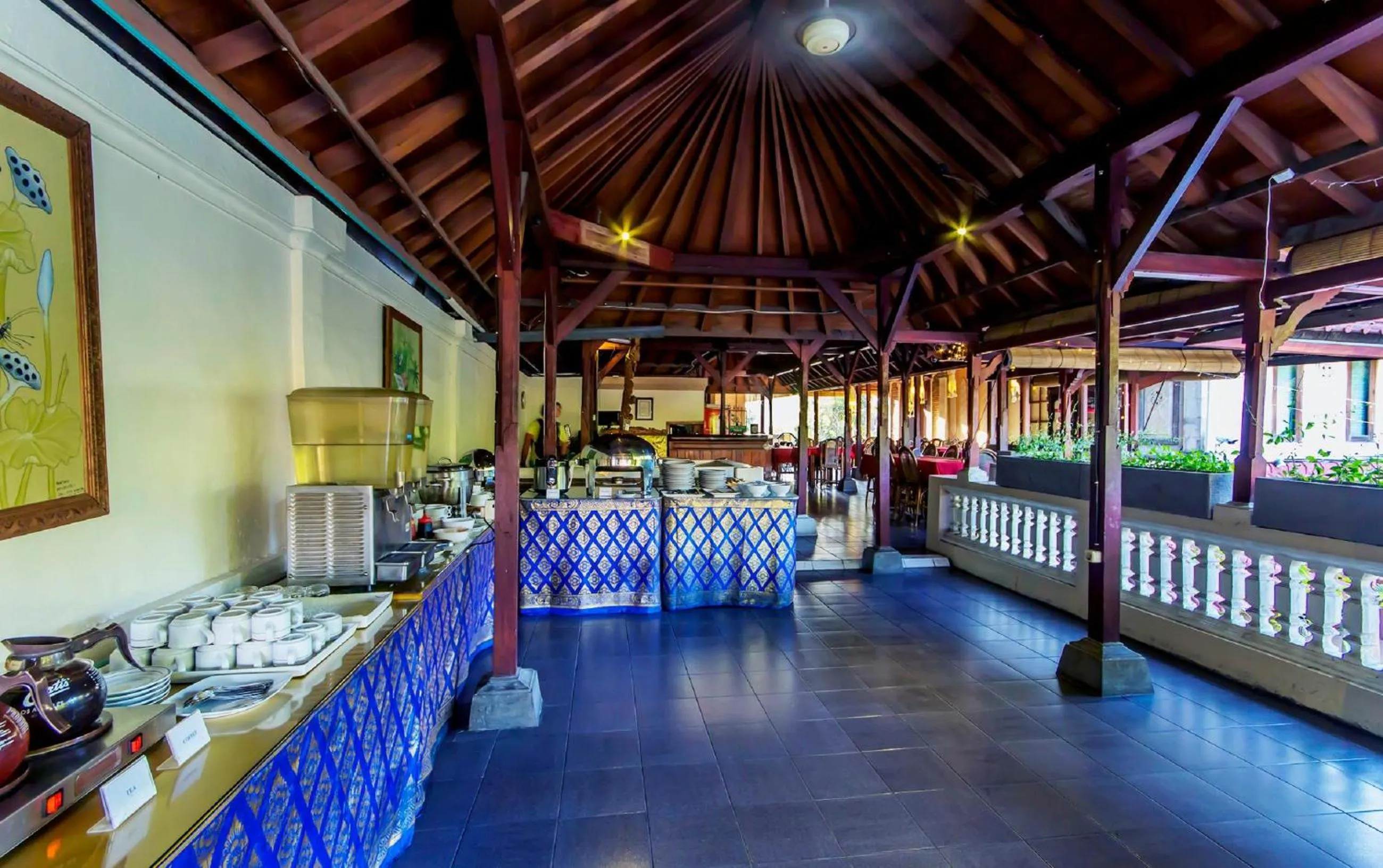 Restaurant/places to eat in Restu Bali Hotel