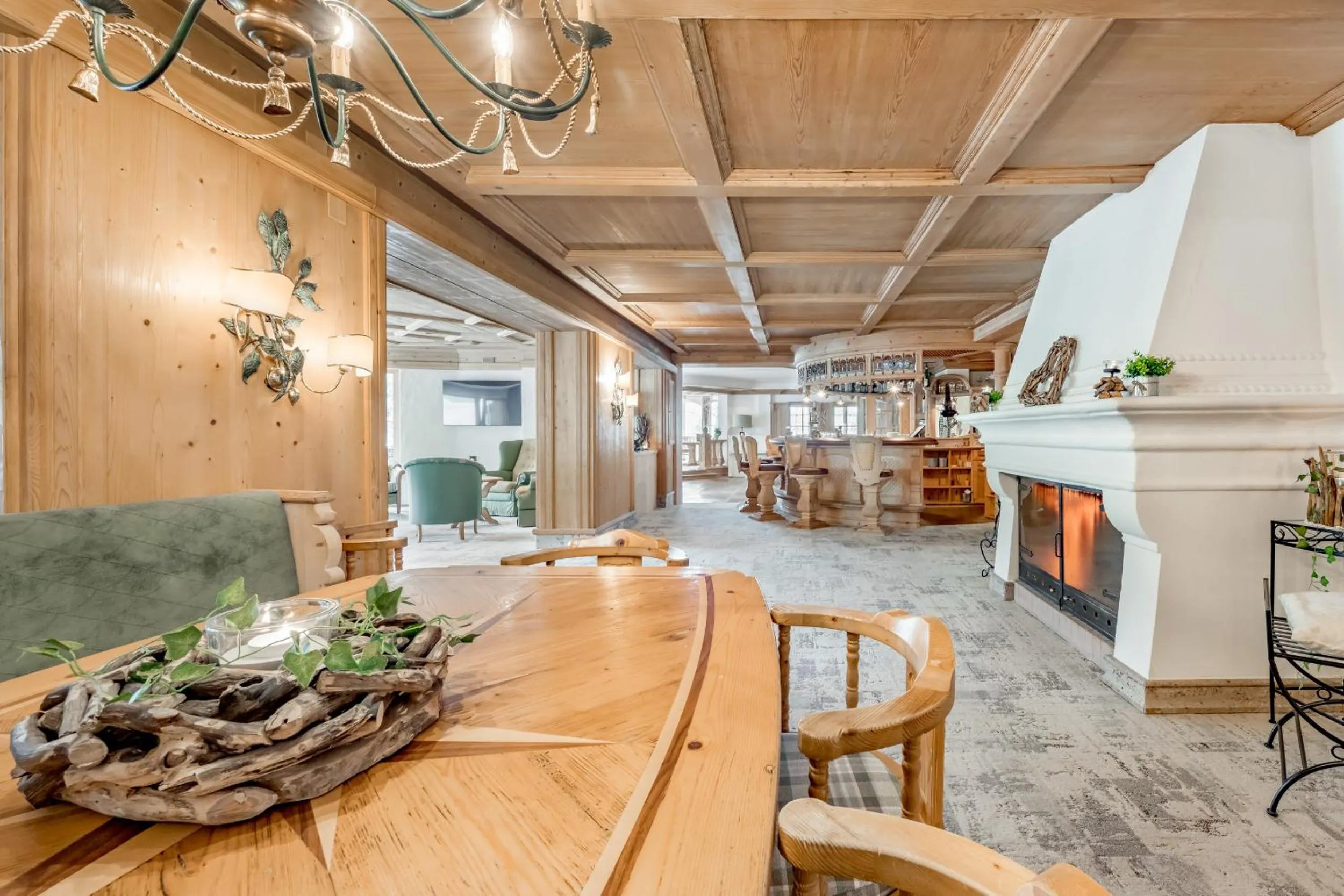 Lounge or bar in Wellness & Sporthotel Alpenhof