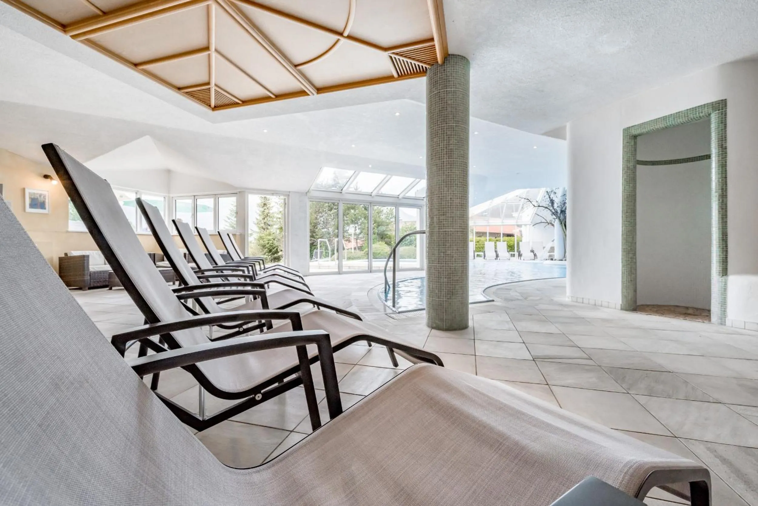 Swimming pool in Wellness & Sporthotel Alpenhof