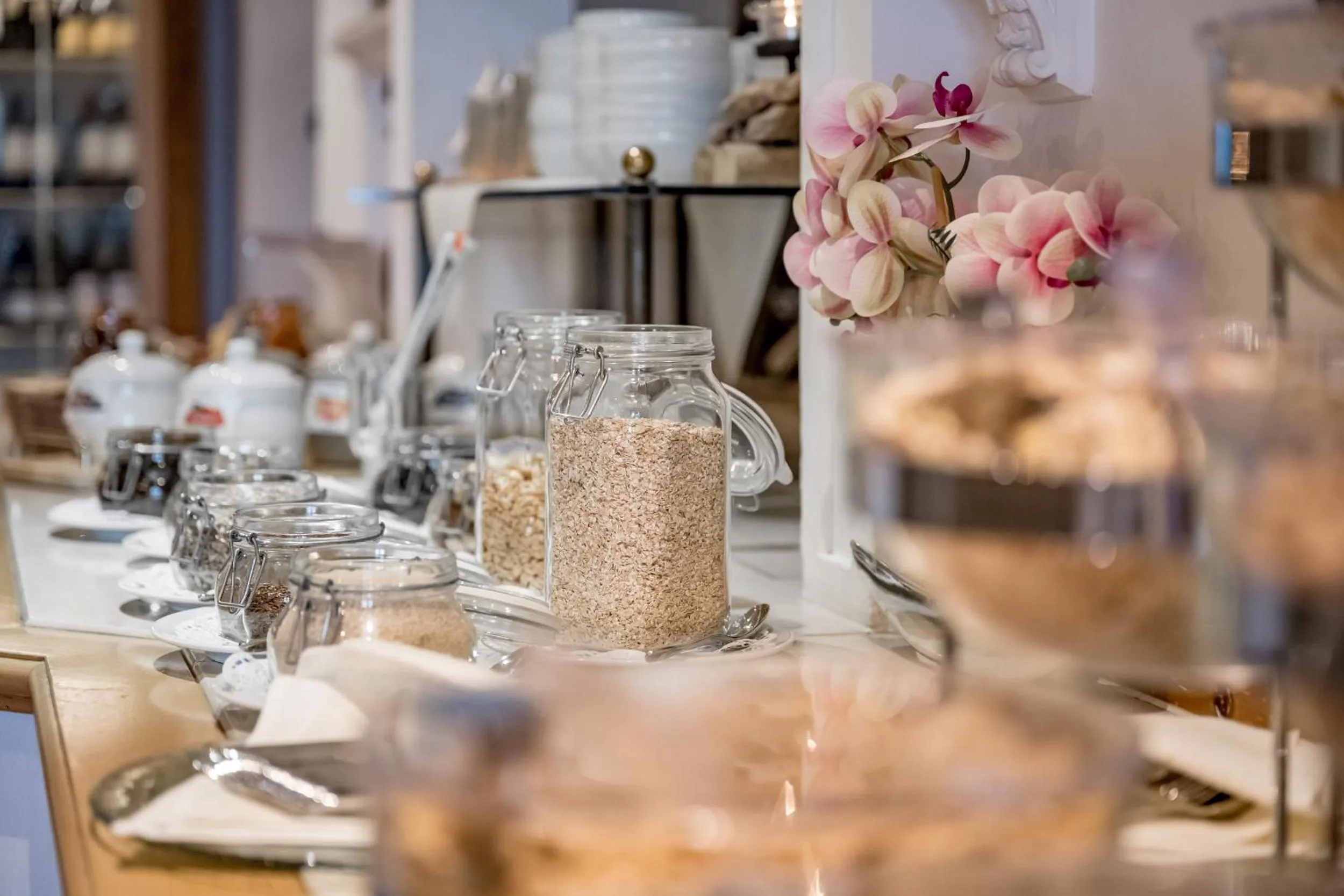 Buffet breakfast in Wellness & Sporthotel Alpenhof