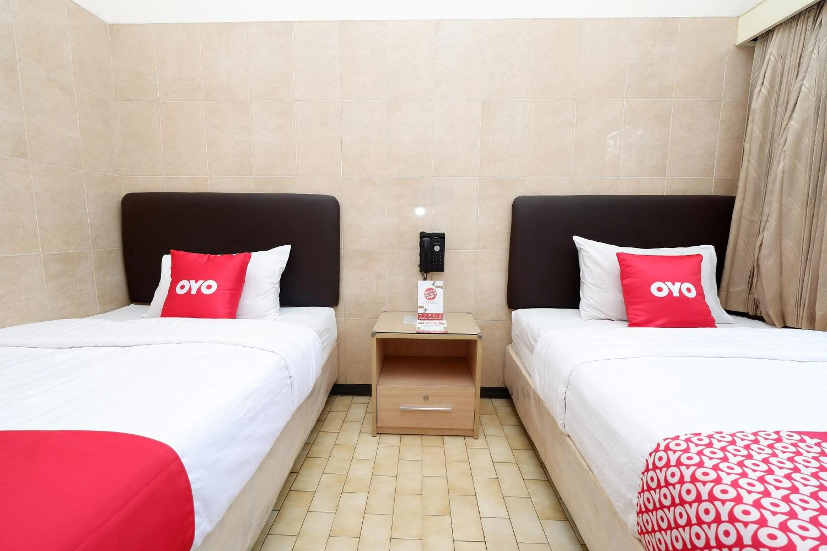 Bedroom in OYO 1843 Cahya Nirwana