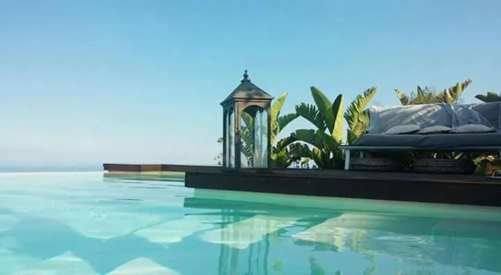 Swimming pool in La casa del panorama