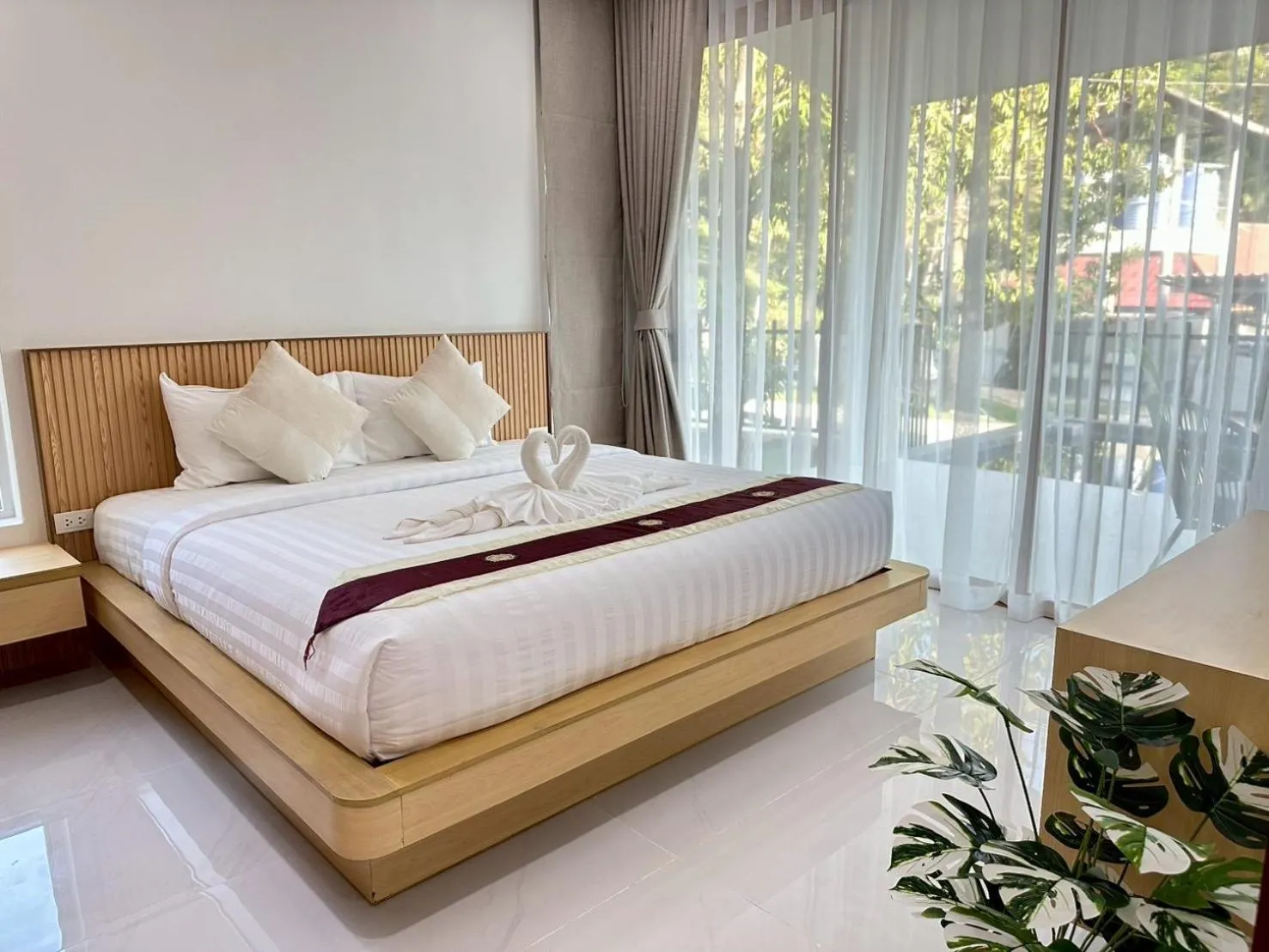 Bed in Sunsea Resort