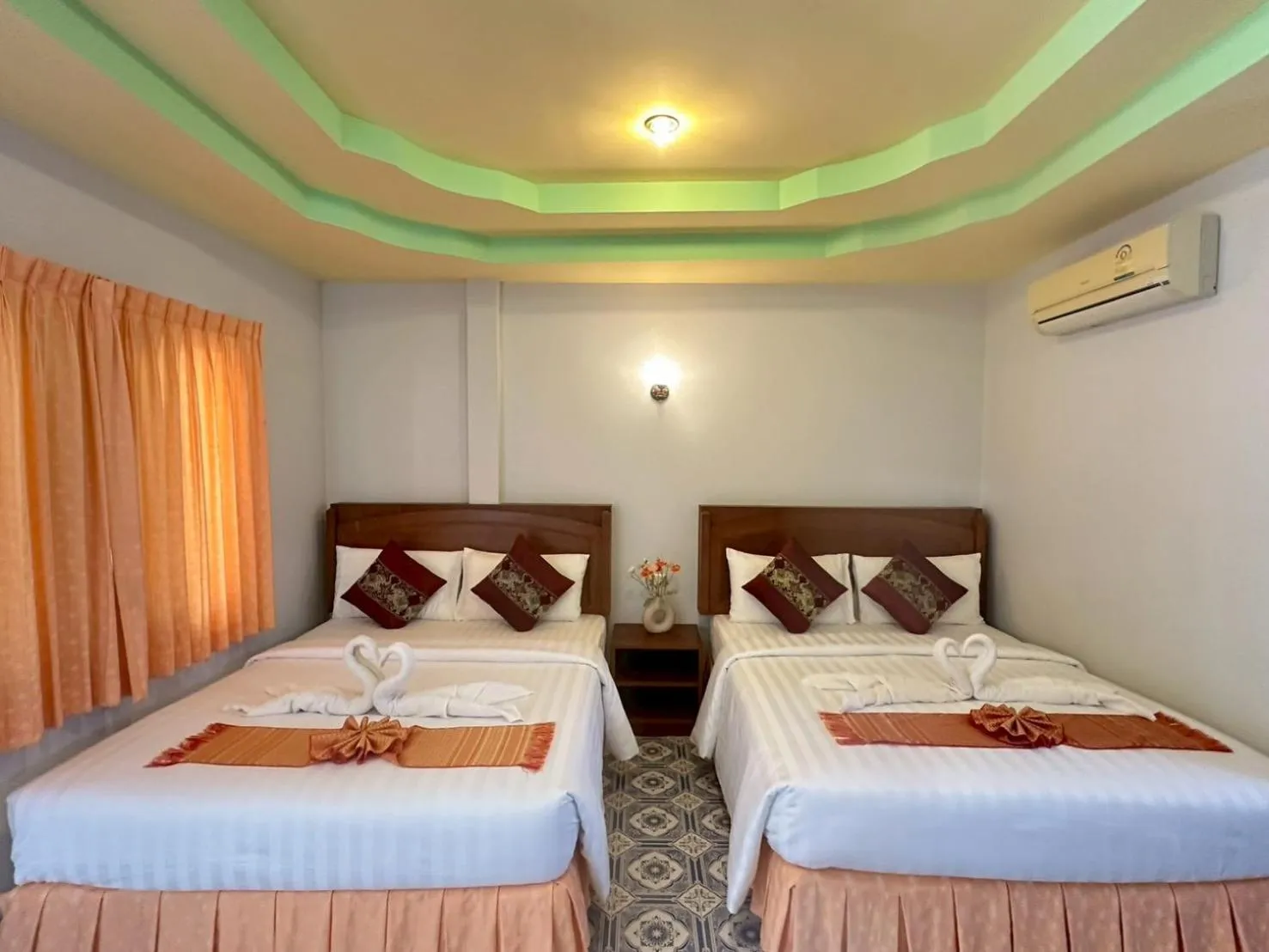 Bed in Sunsea Resort