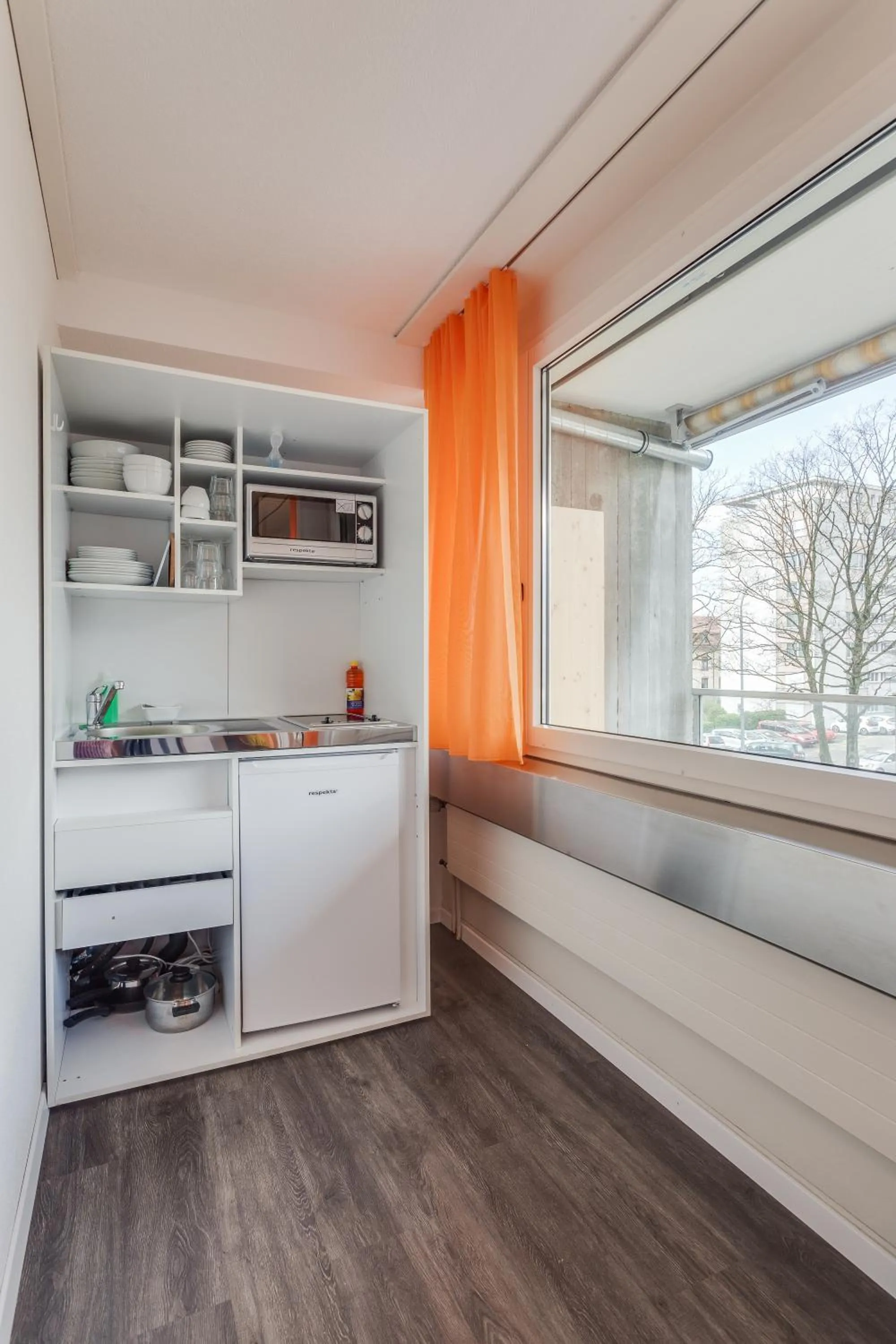 Kitchen or kitchenette in Anstatthotel Zug - app self-check-in