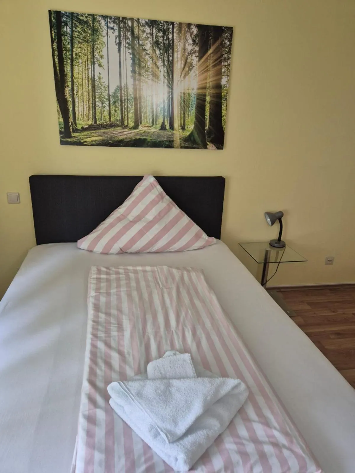 Bed in Hotel Lindenthal