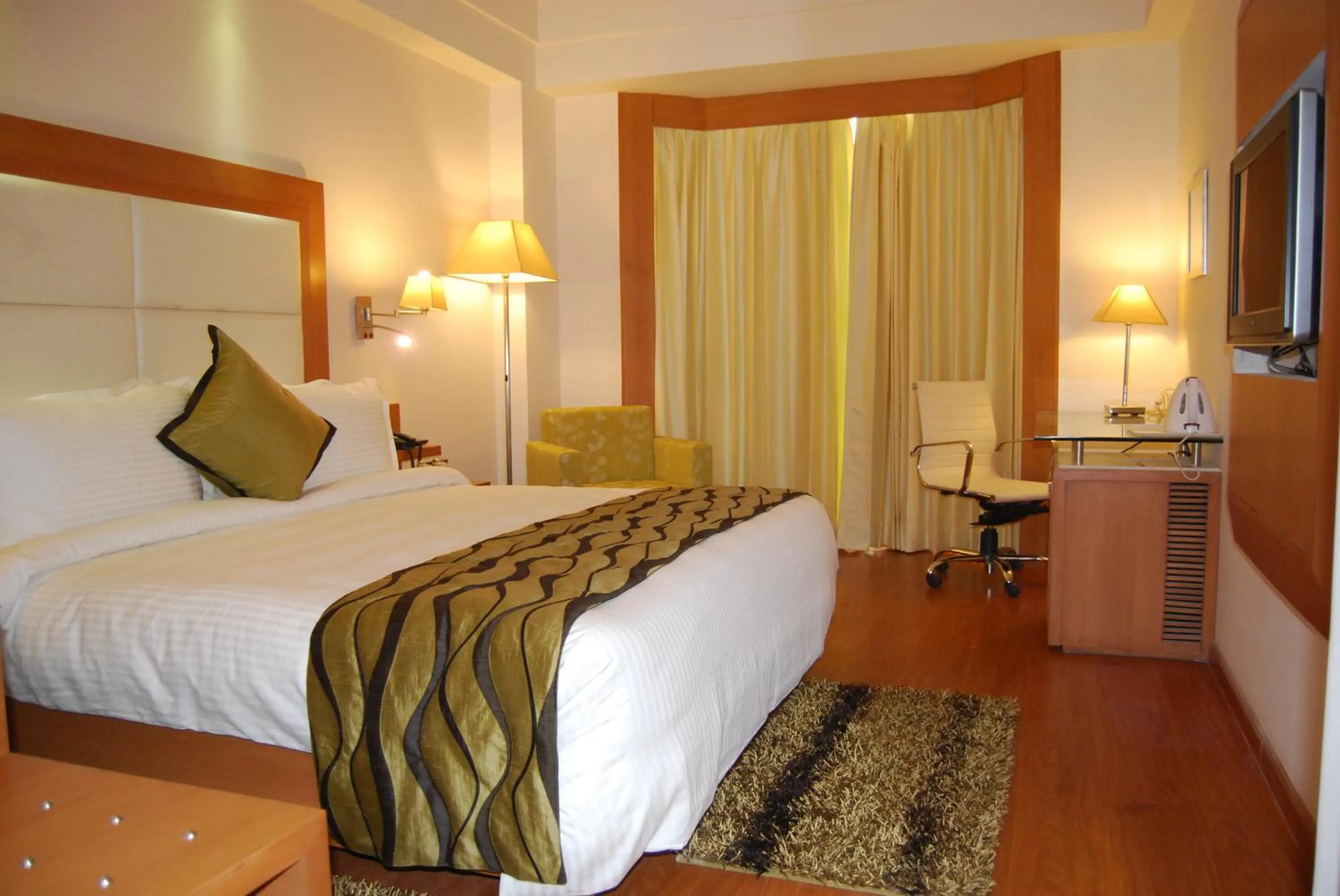 Area and facilities, Bed in Ambrosia Sarovar Portico