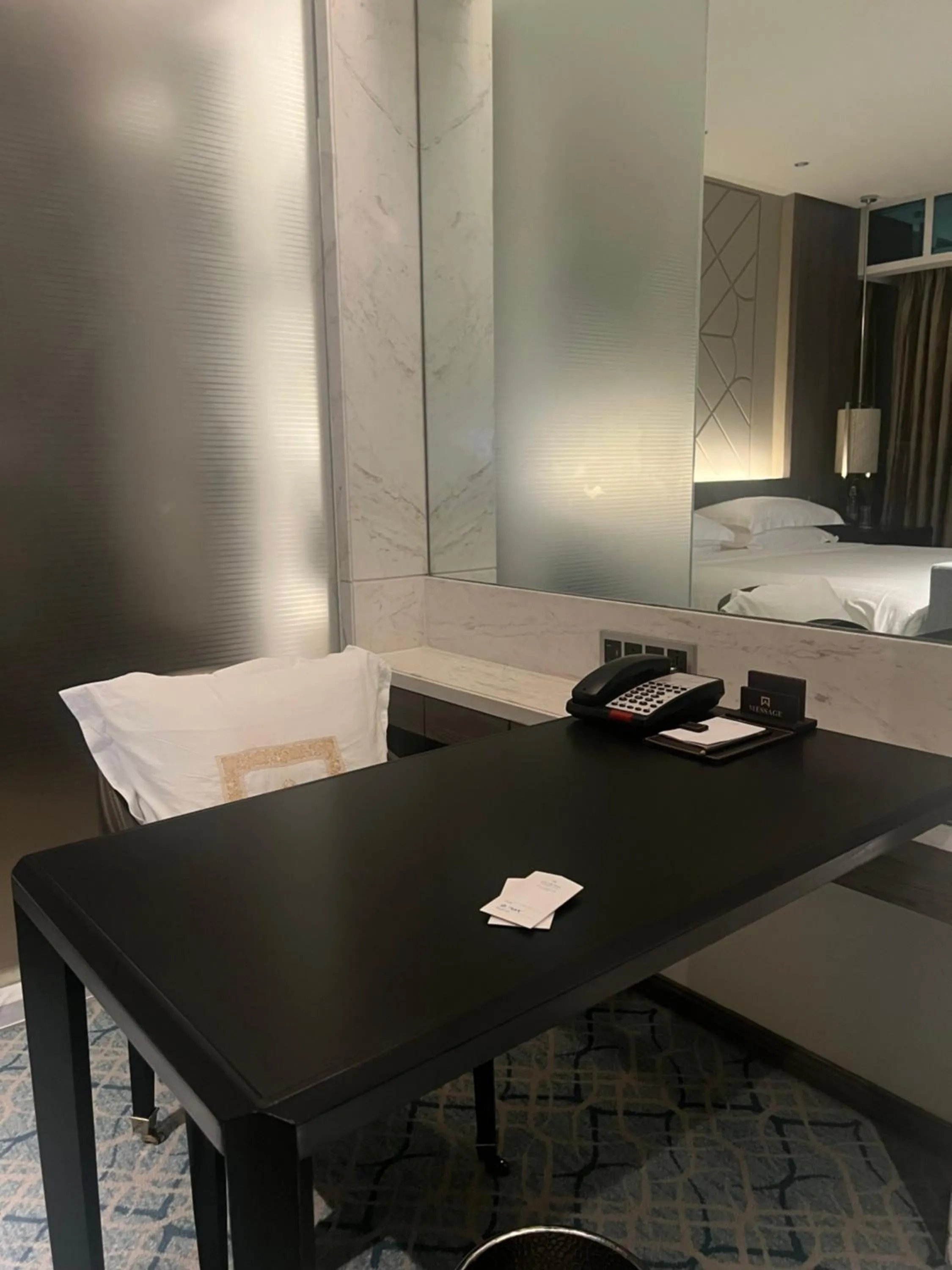 Bed in ITC Kohenur, a Luxury Collection Hotel, Hyderabad