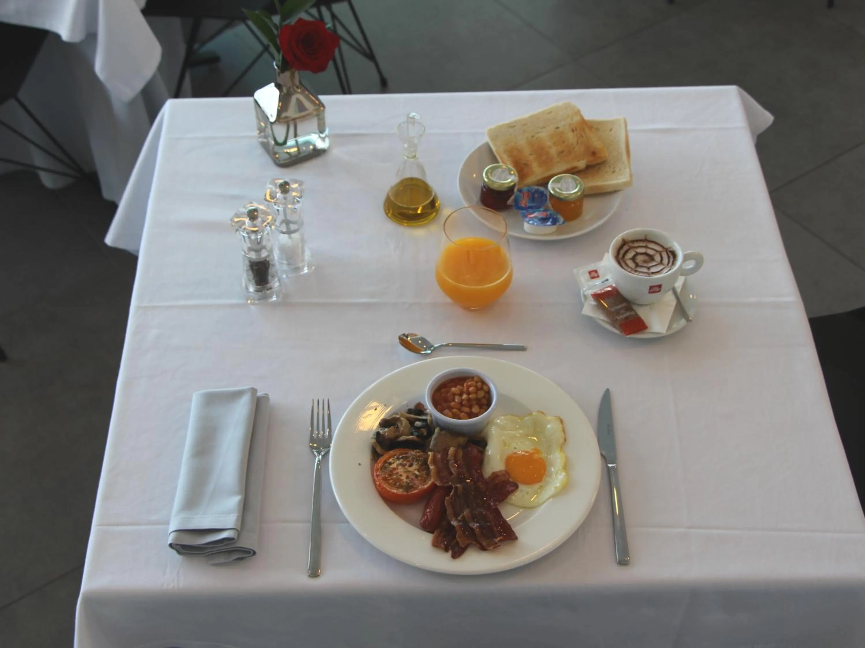 Restaurant/places to eat in Seven Hotel & Wellness - Gay Men Only