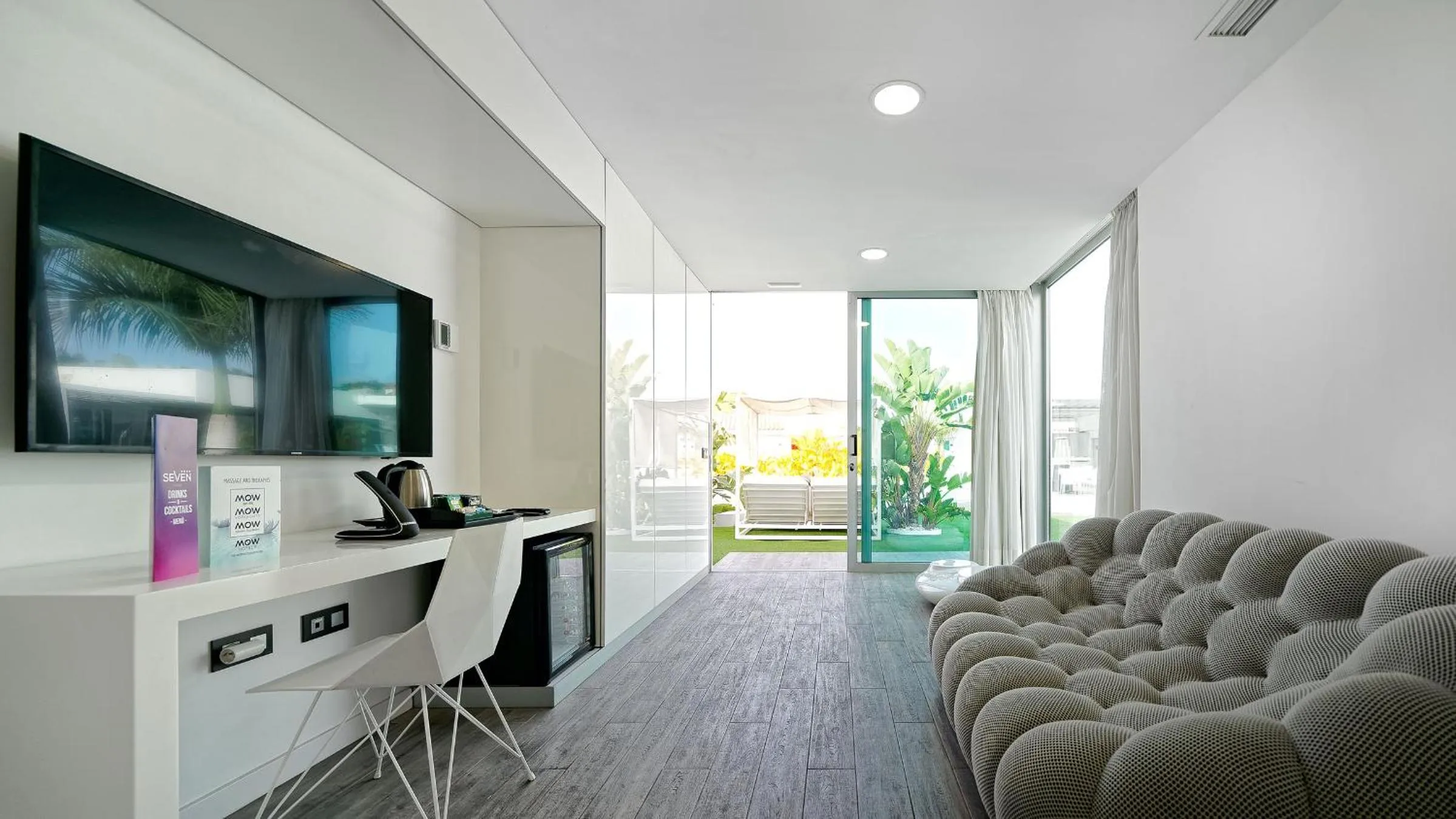 Seven Hotel & Wellness - Gay Men Only