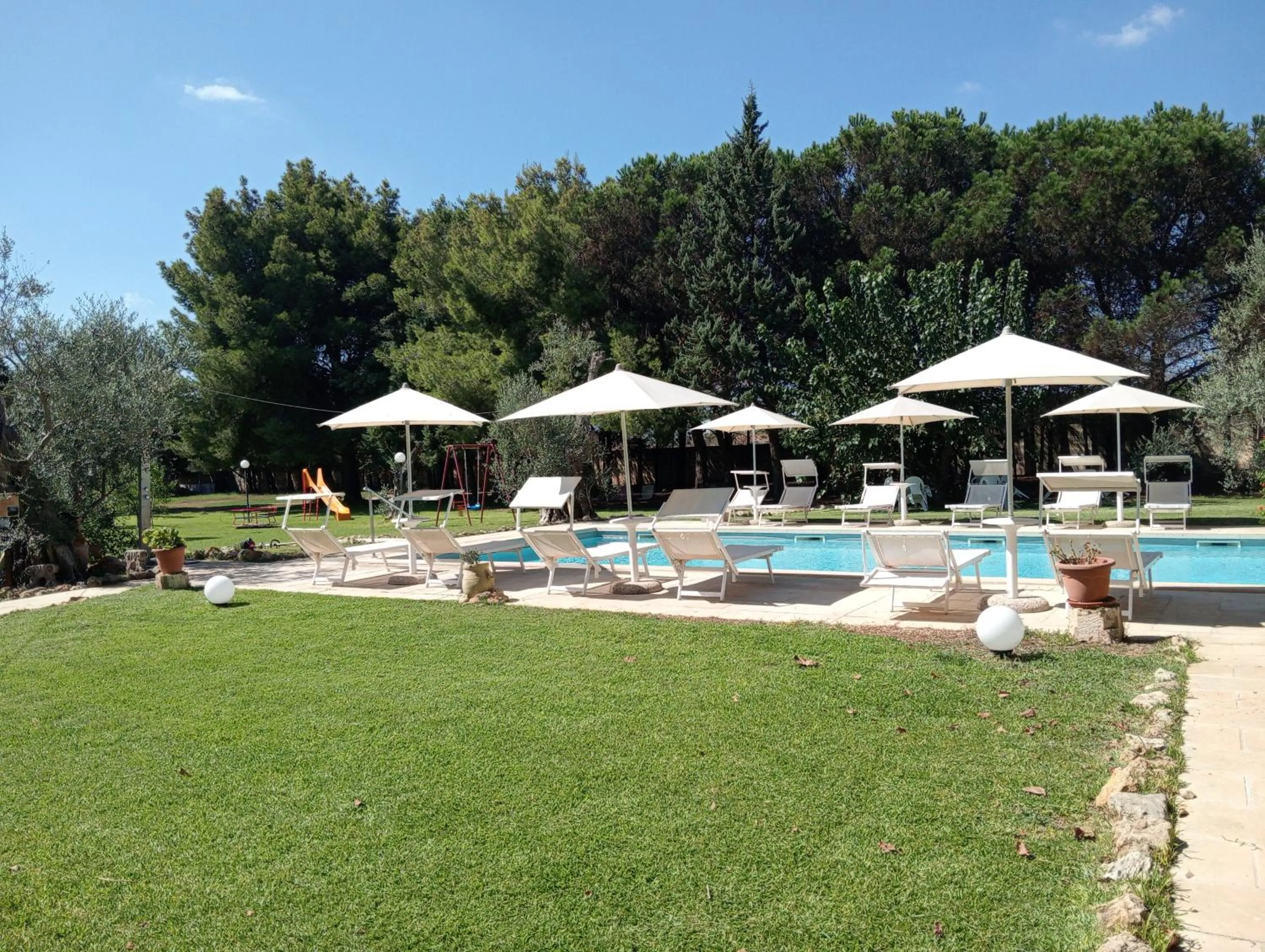 Pool view in Agriturismo Santa Chiara